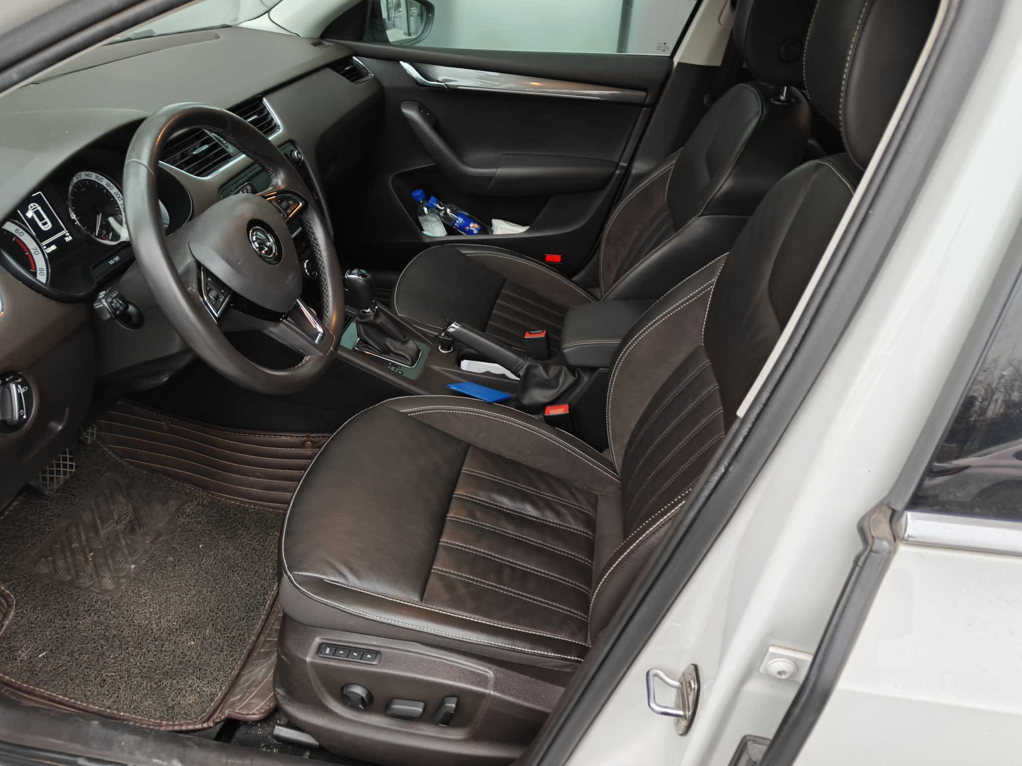 Skoda Octavia 2017 #4 Skoda Octavia 2017 car image #4