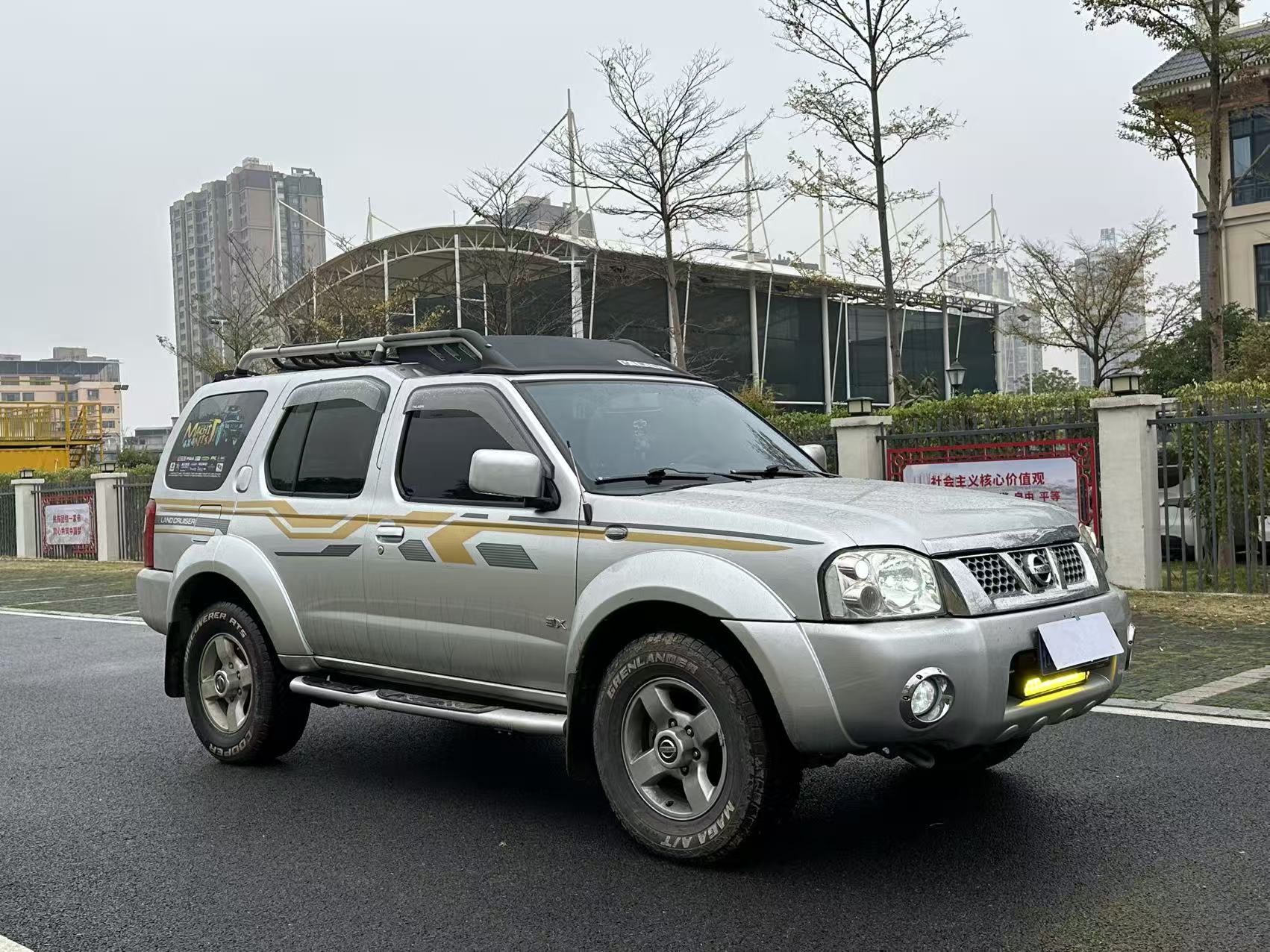 日产 日产帕拉丁 2010 汽车图片 #4