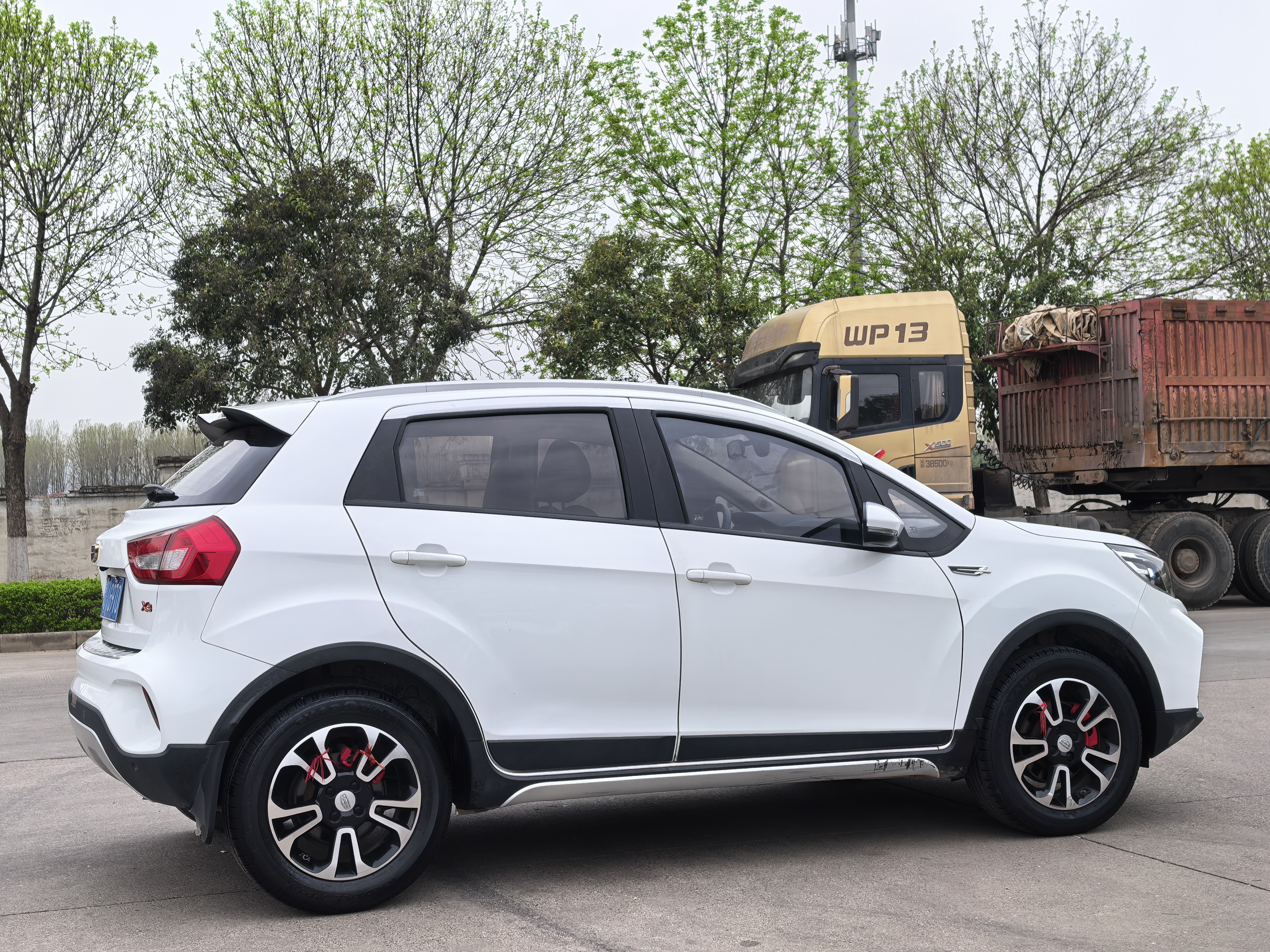 Vision X3 2019 car image #4