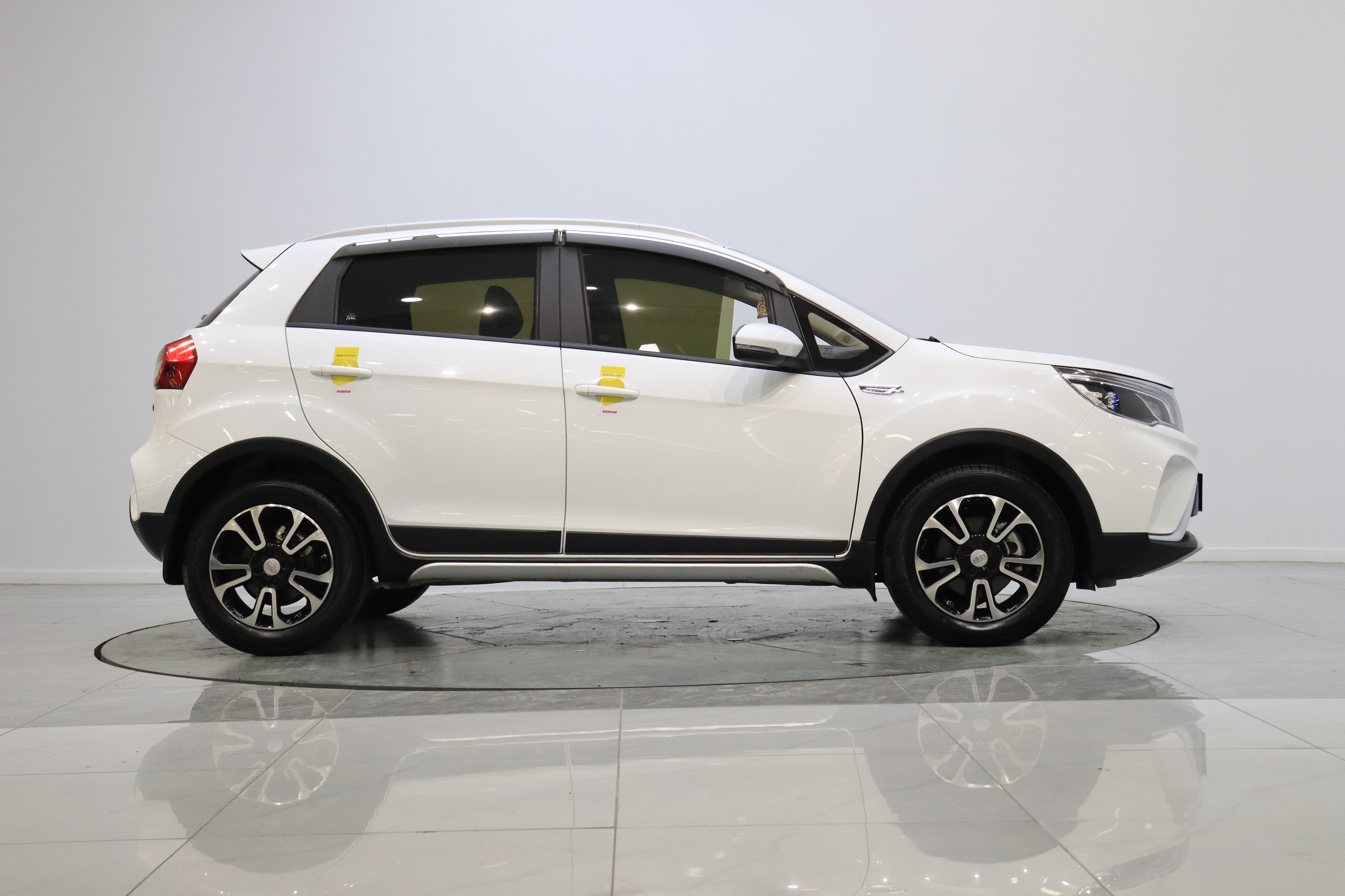 GEELY Vision X3 2019 #4 GEELY Vision X3 2019 صورة سيارة #4