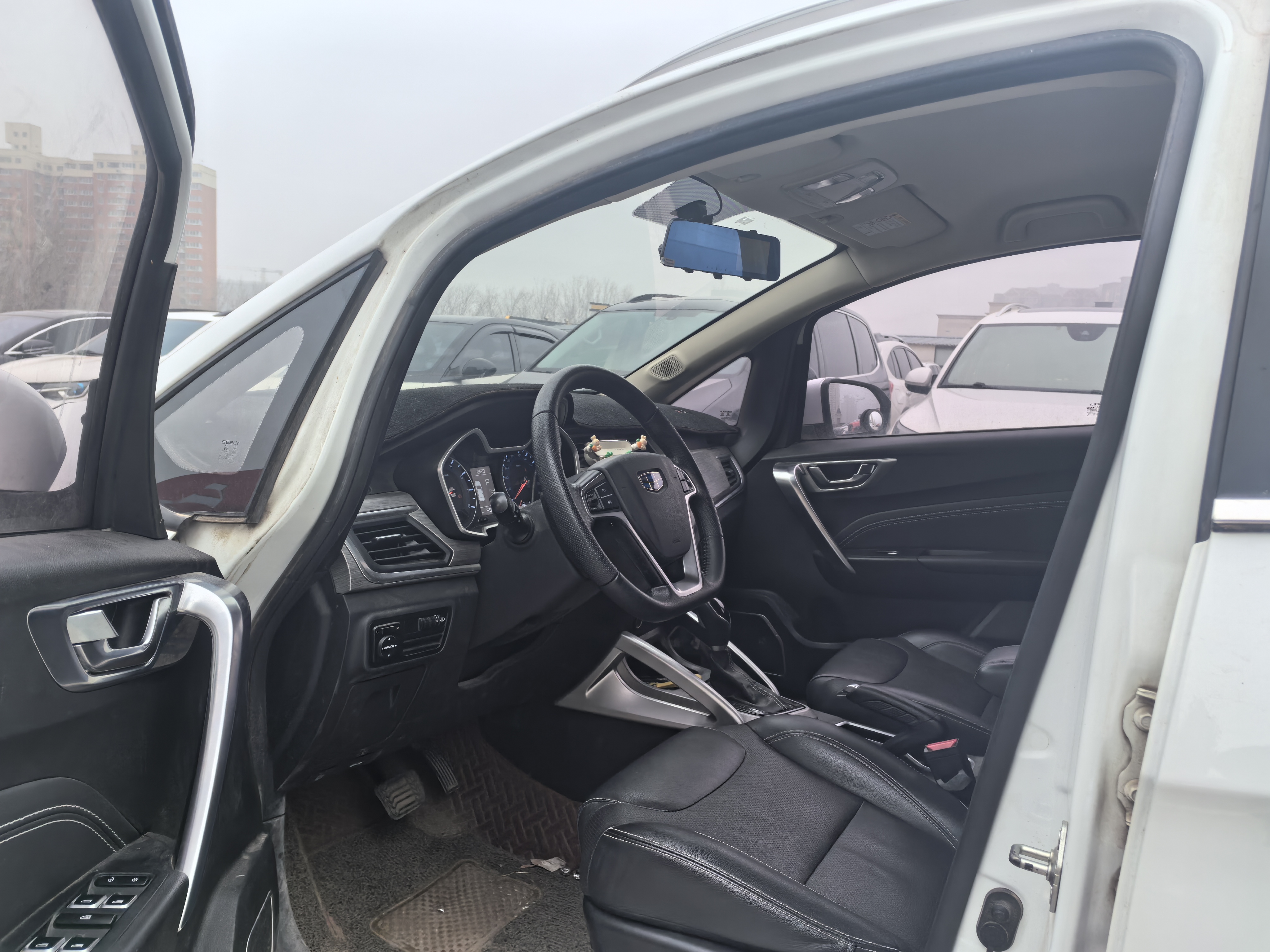 Vision X3 2019 immagine di auto #4