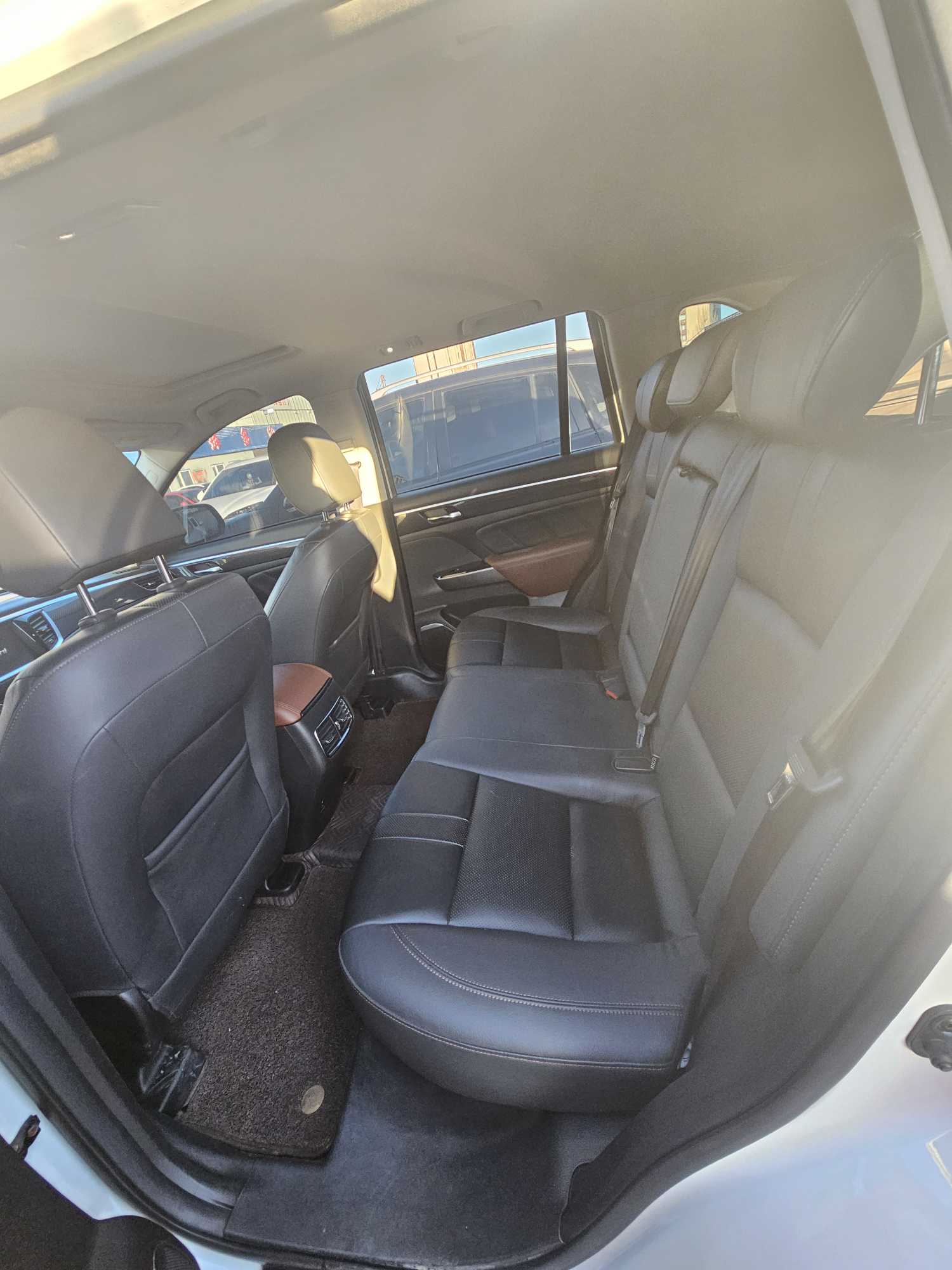 GAC Trumpchi GS7 2018 car image #4