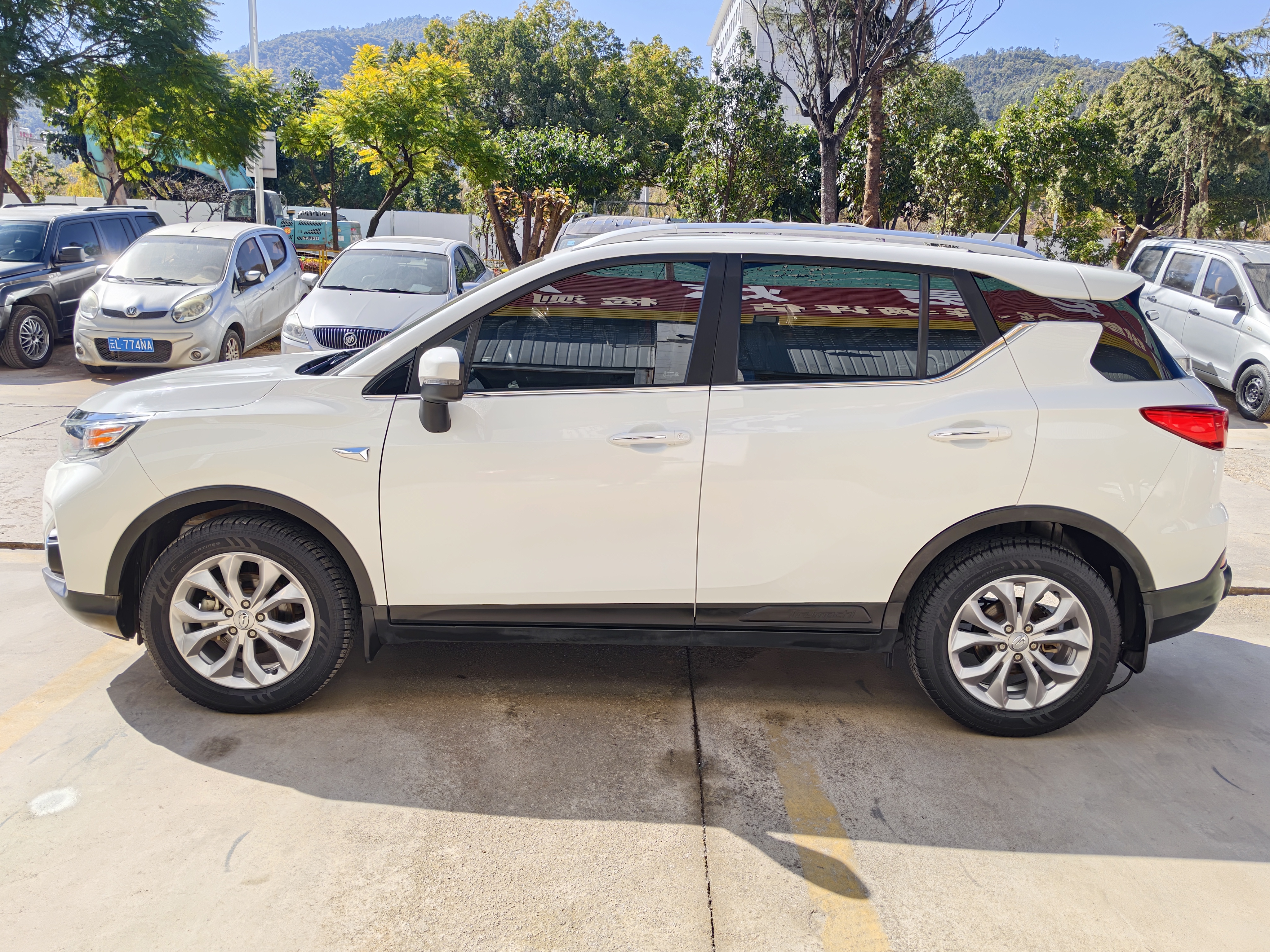 GAC Trumpchi GS3 2019 car image #4