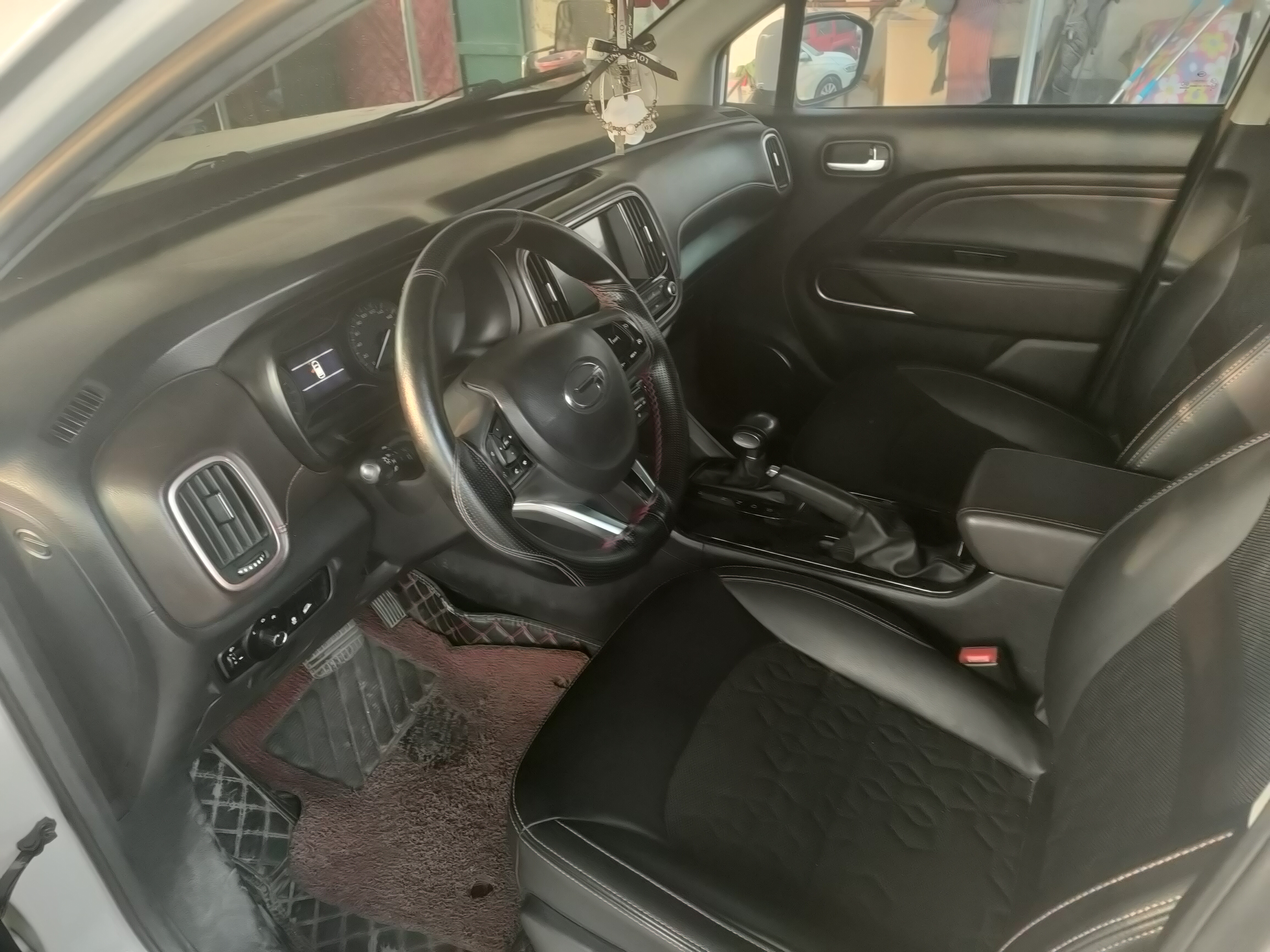 Forthing GS3 2018 #4 Forthing GS3 2018 car image #4