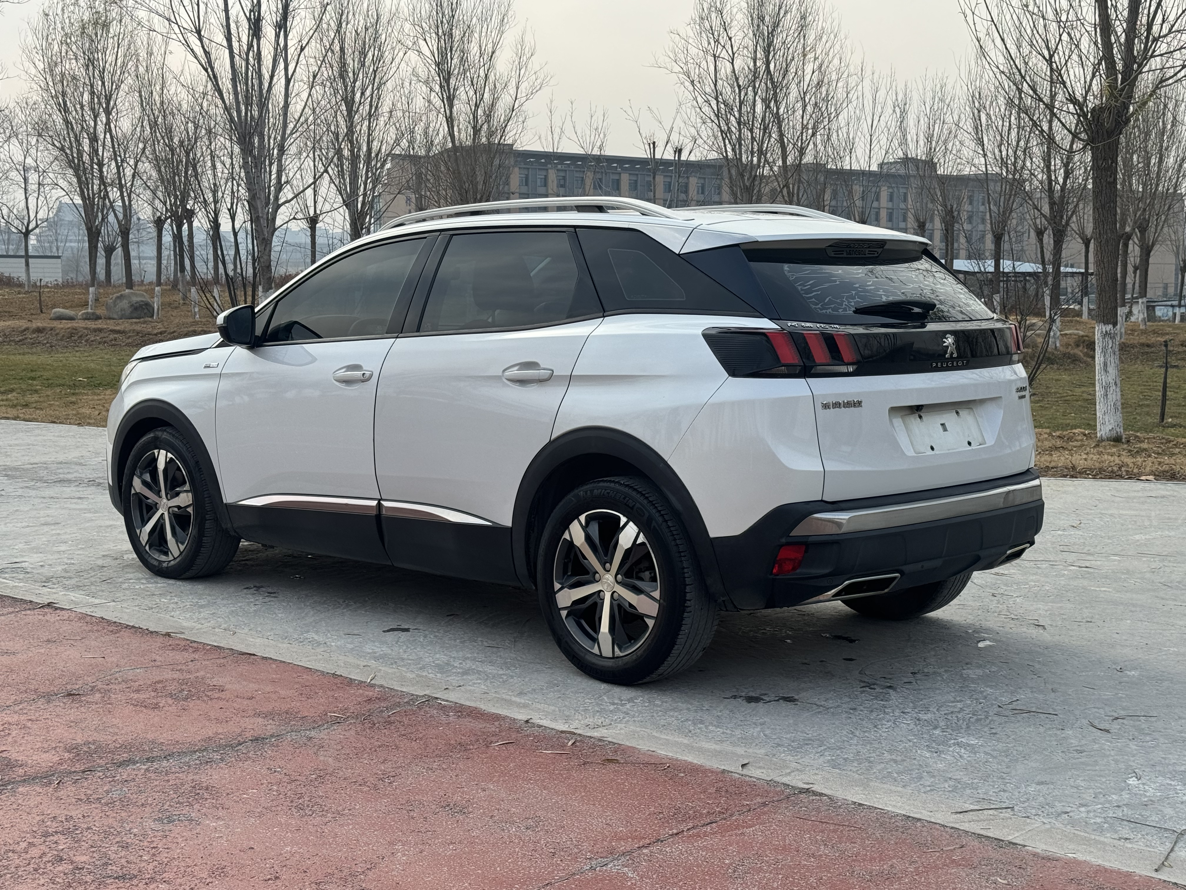 Peugeot 4008 2018 #4 Peugeot 4008 2018 car image #4