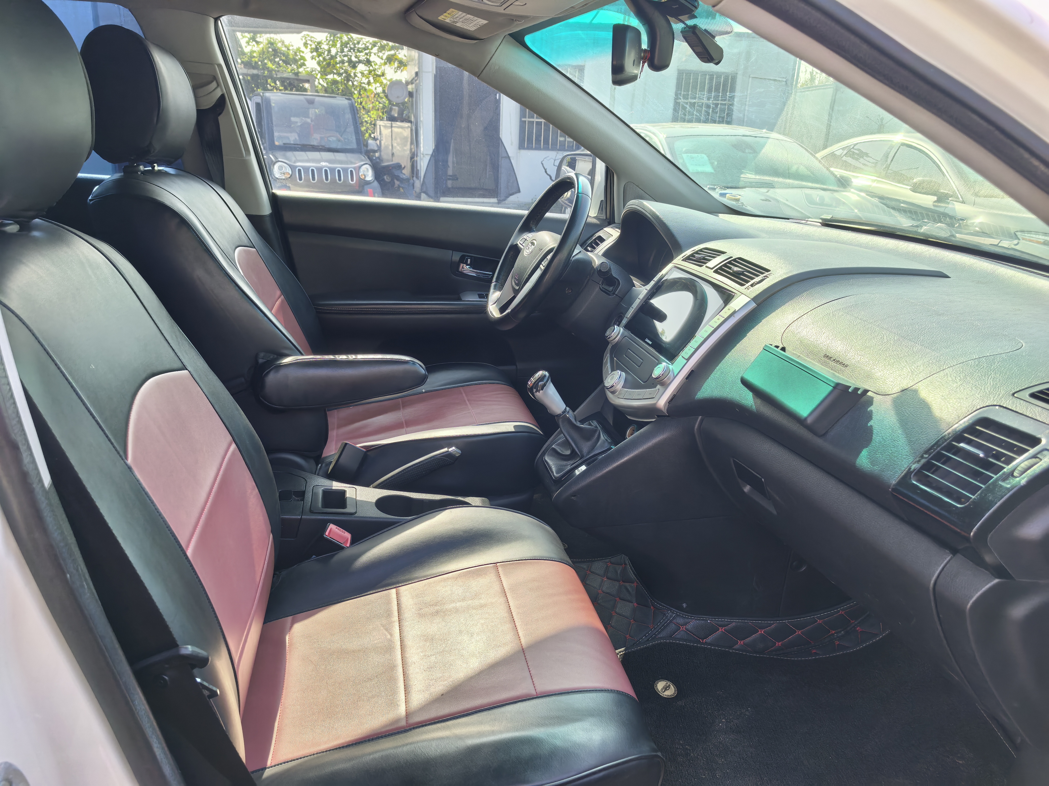 BYD S6 2014 car image #4