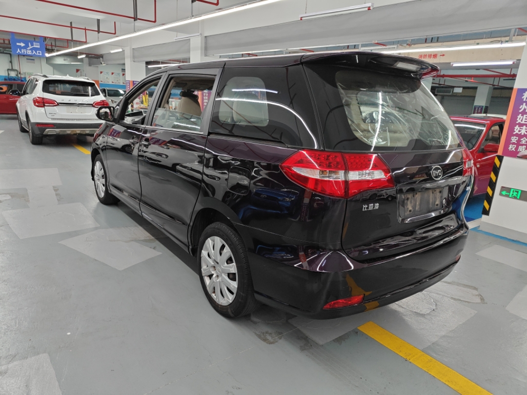 BYD S6 2013 изображение автомобиля #4