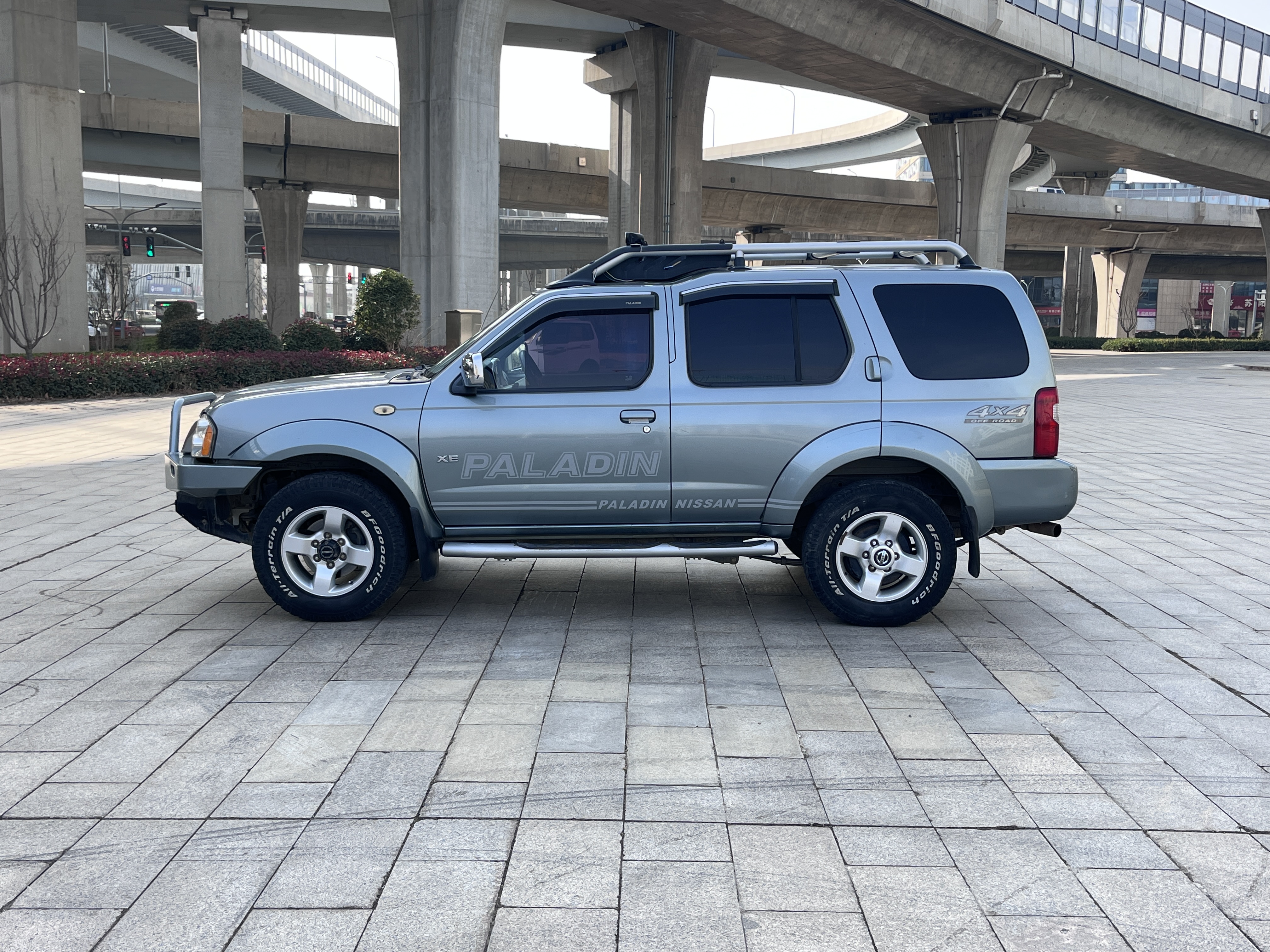 日产 日产帕拉丁 2009 汽车图片 #4