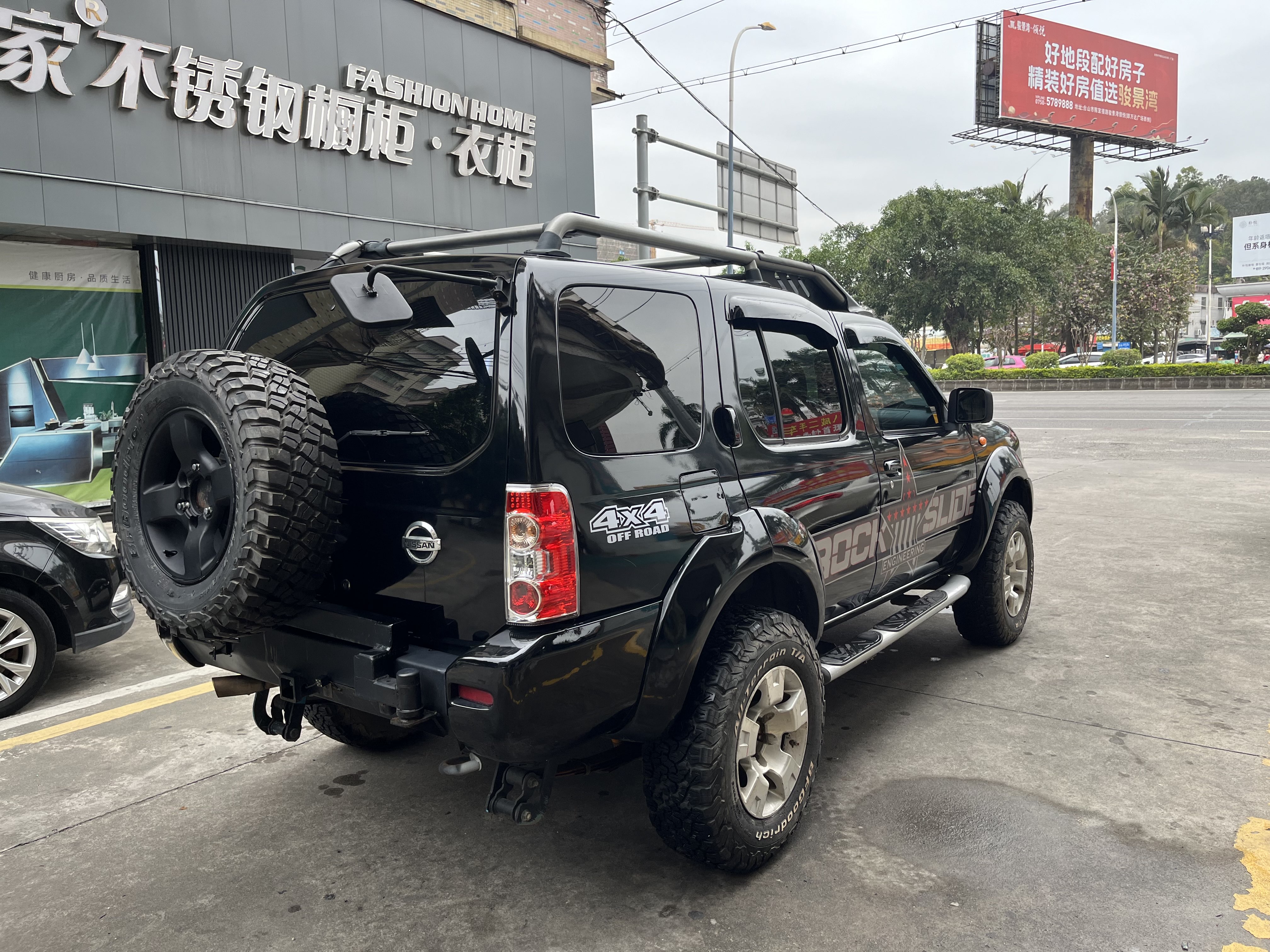 日产 日产帕拉丁 2009 汽车图片 #4