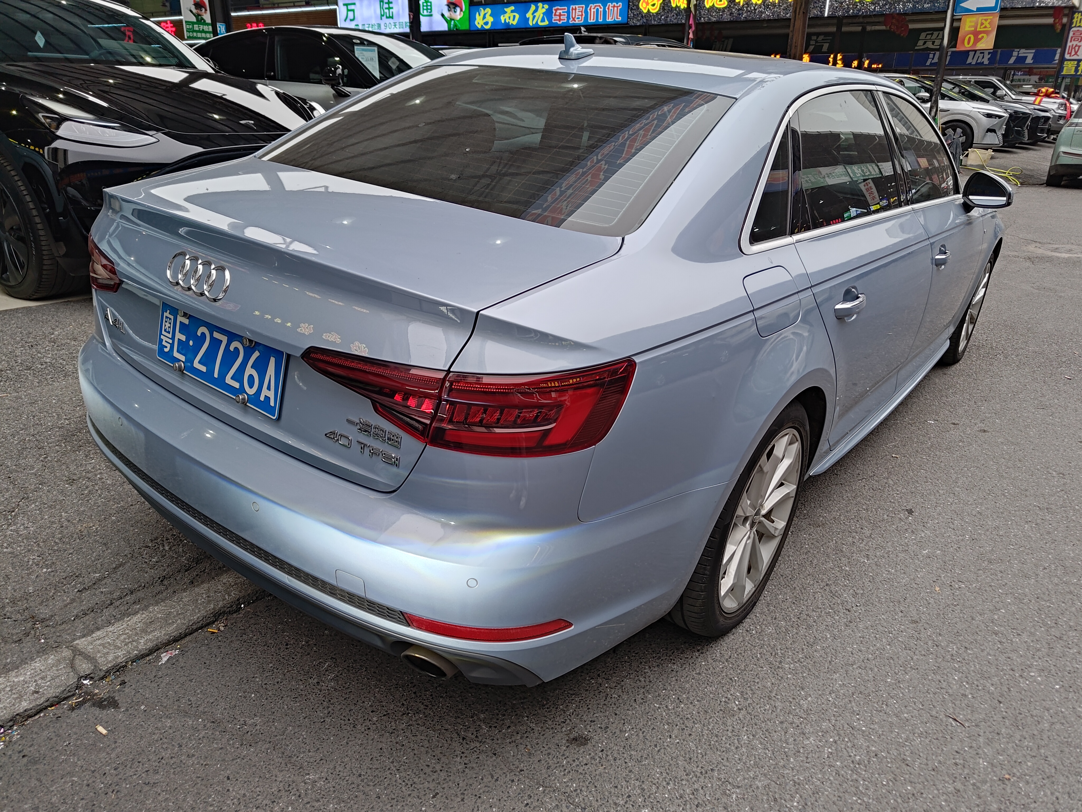 Audi A4L 2018 car image #4