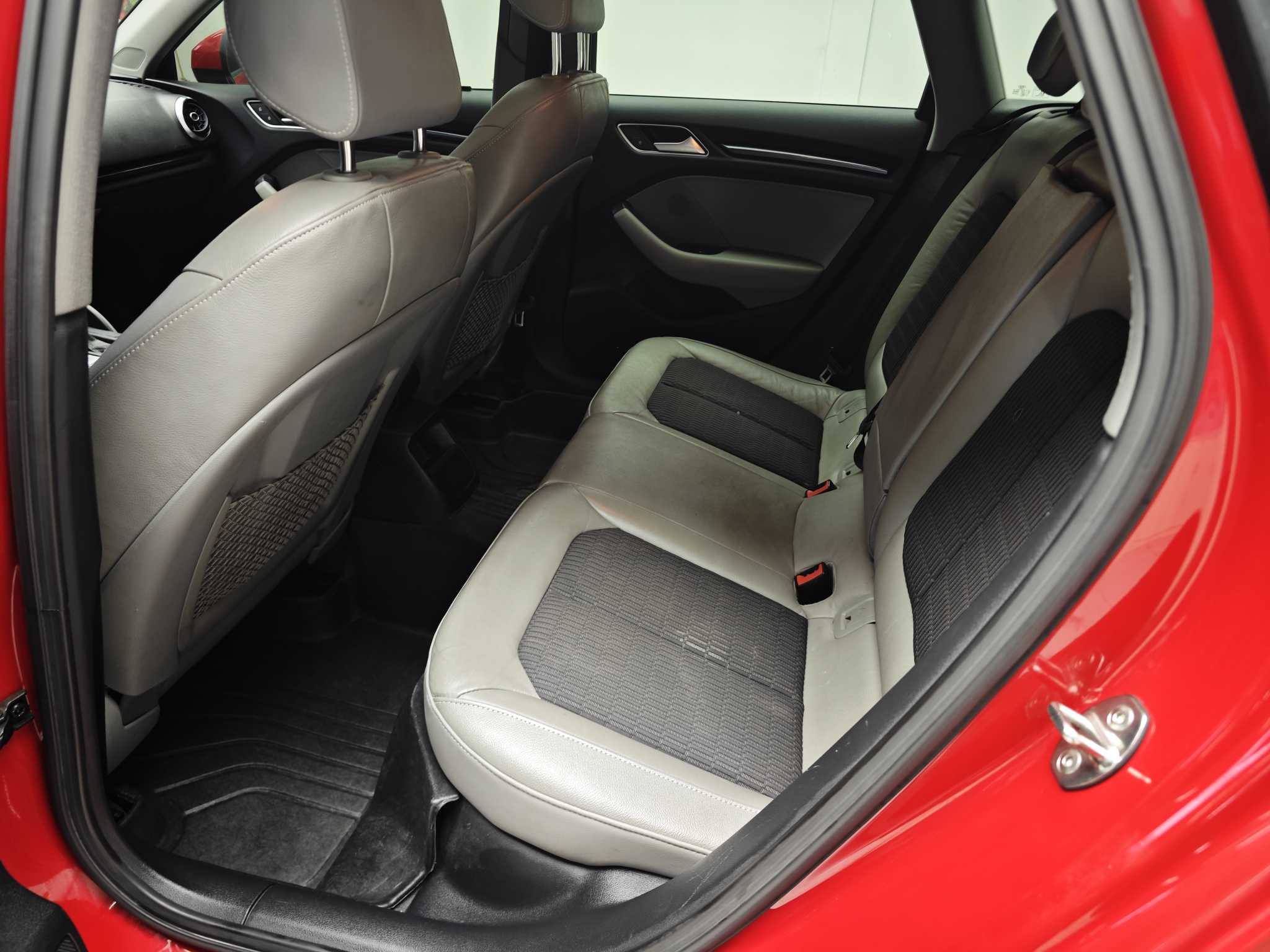 Audi A3 2018 #4 Audi A3 2018 car image #4