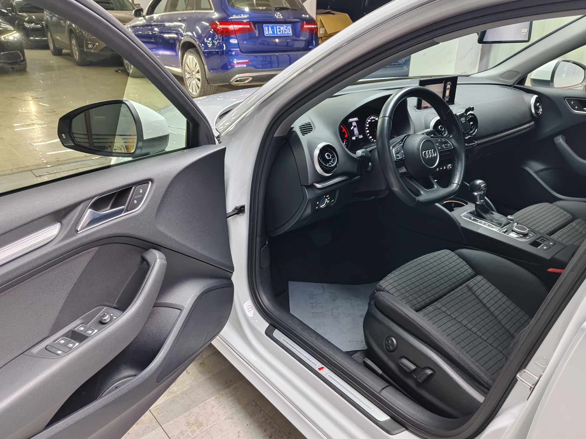 Audi A3 2018 #4 Audi A3 2018 car image #4
