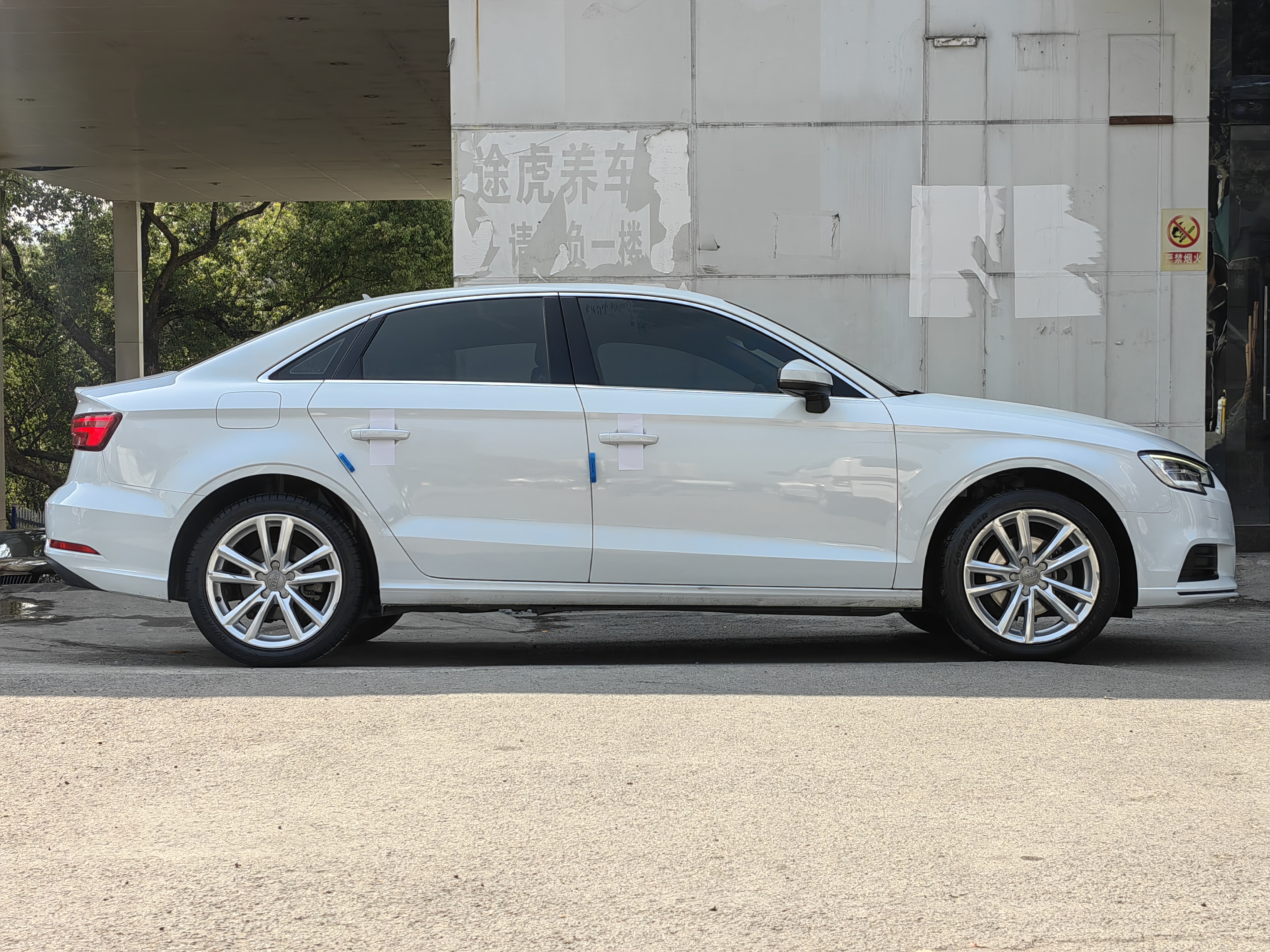 Audi A3 2018 car image #4