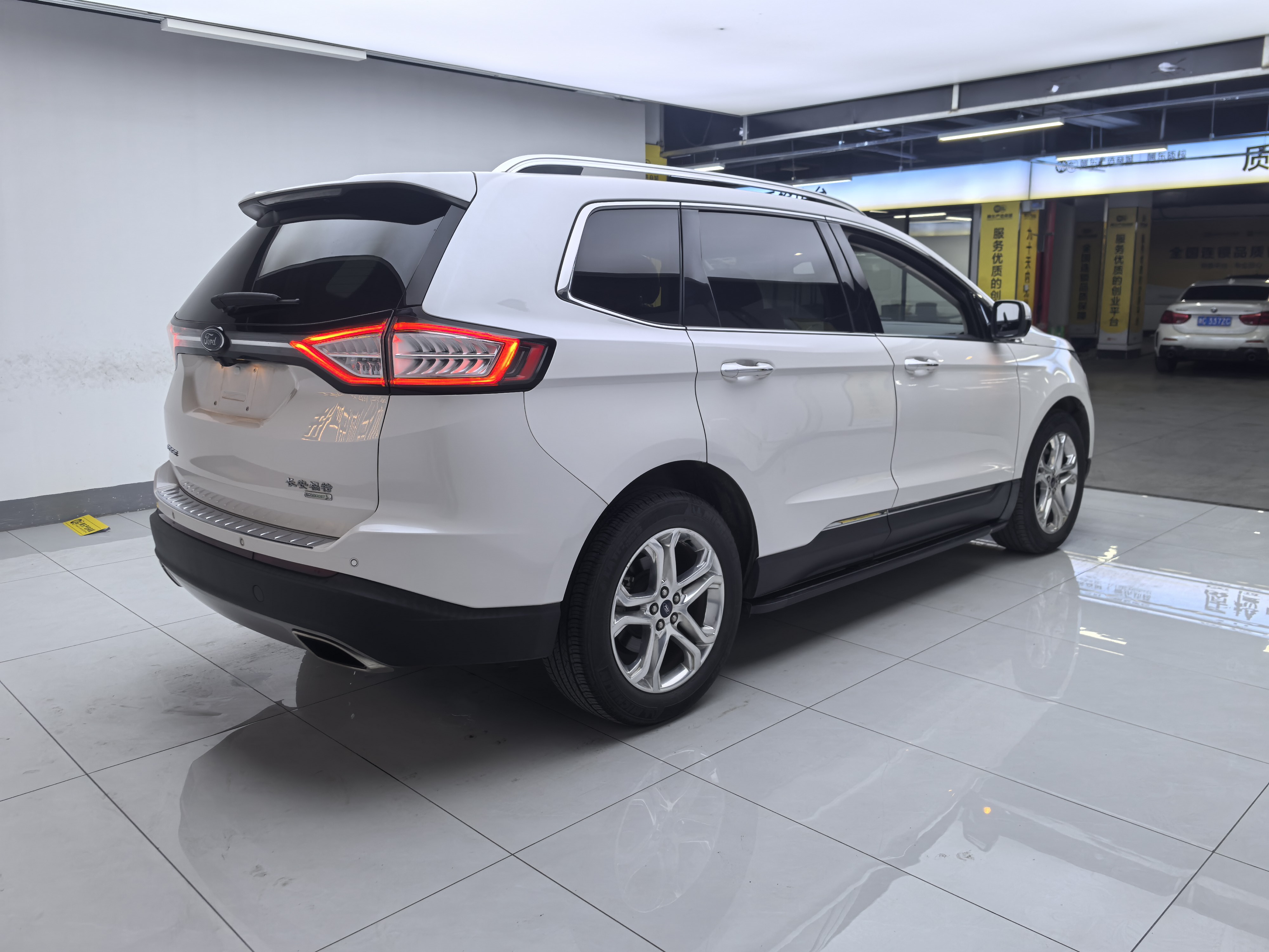 Ford Edge 2018 immagine di auto #4