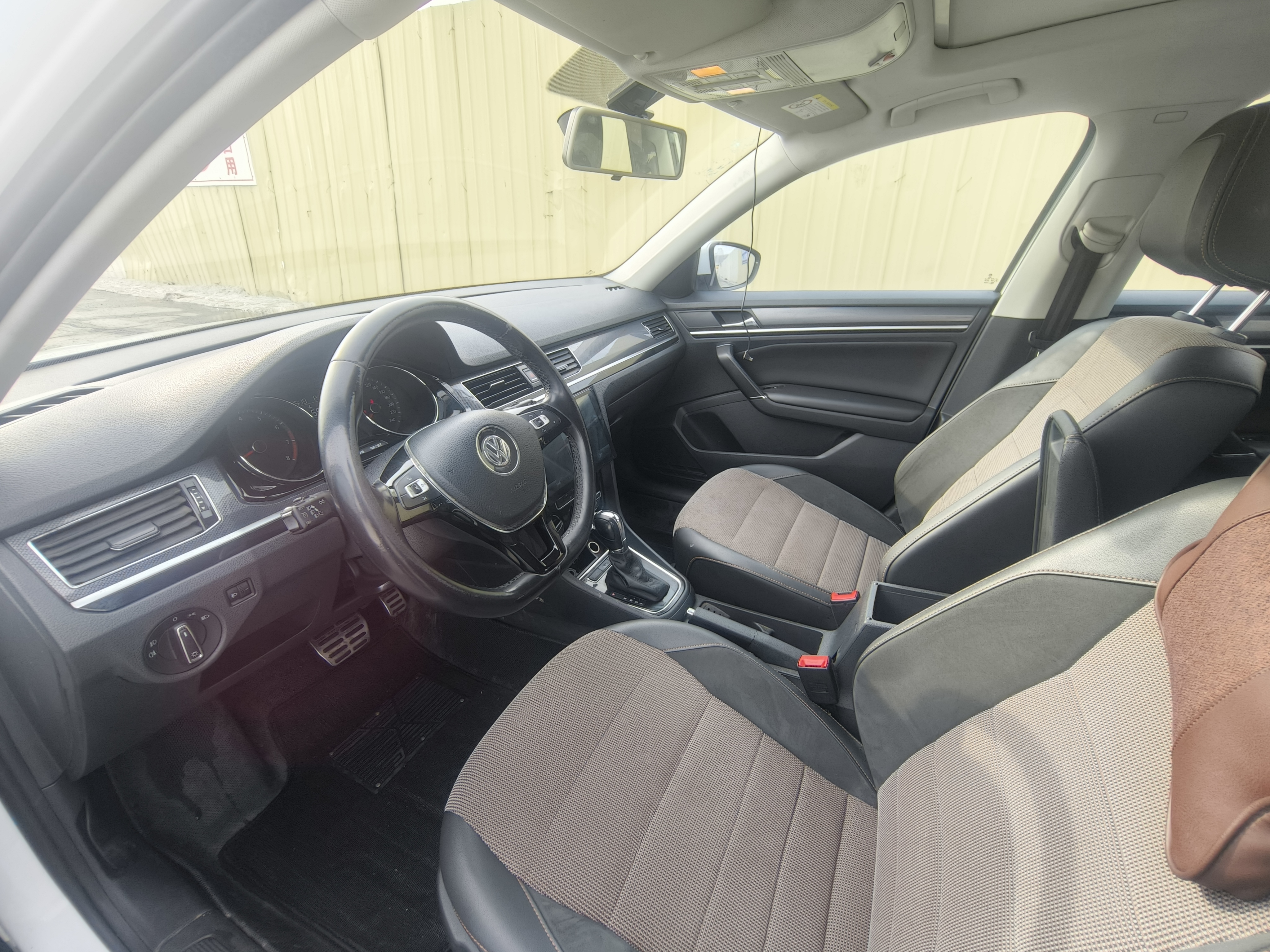 Volkswagen C-Trek 2017 immagine di auto #4