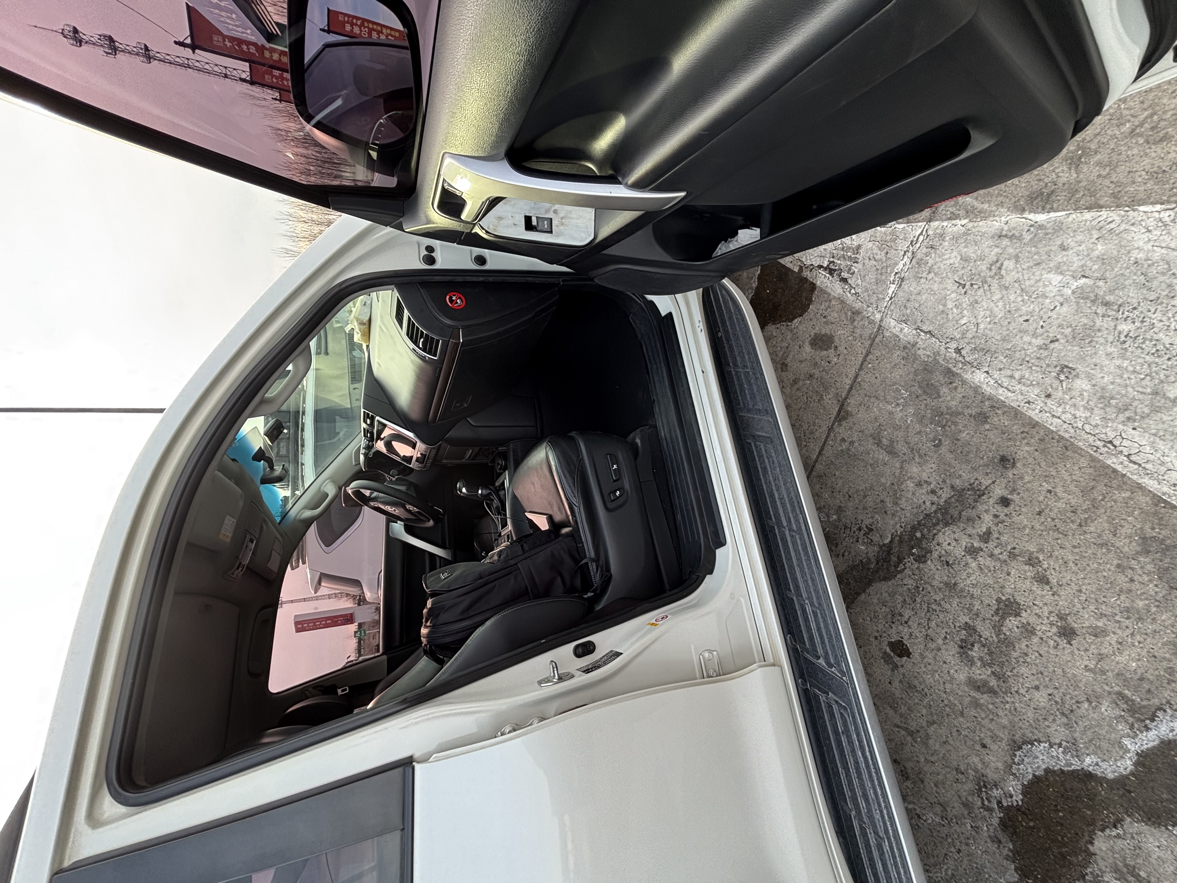 Toyota Land Cruiser Prado 2018 car image #4