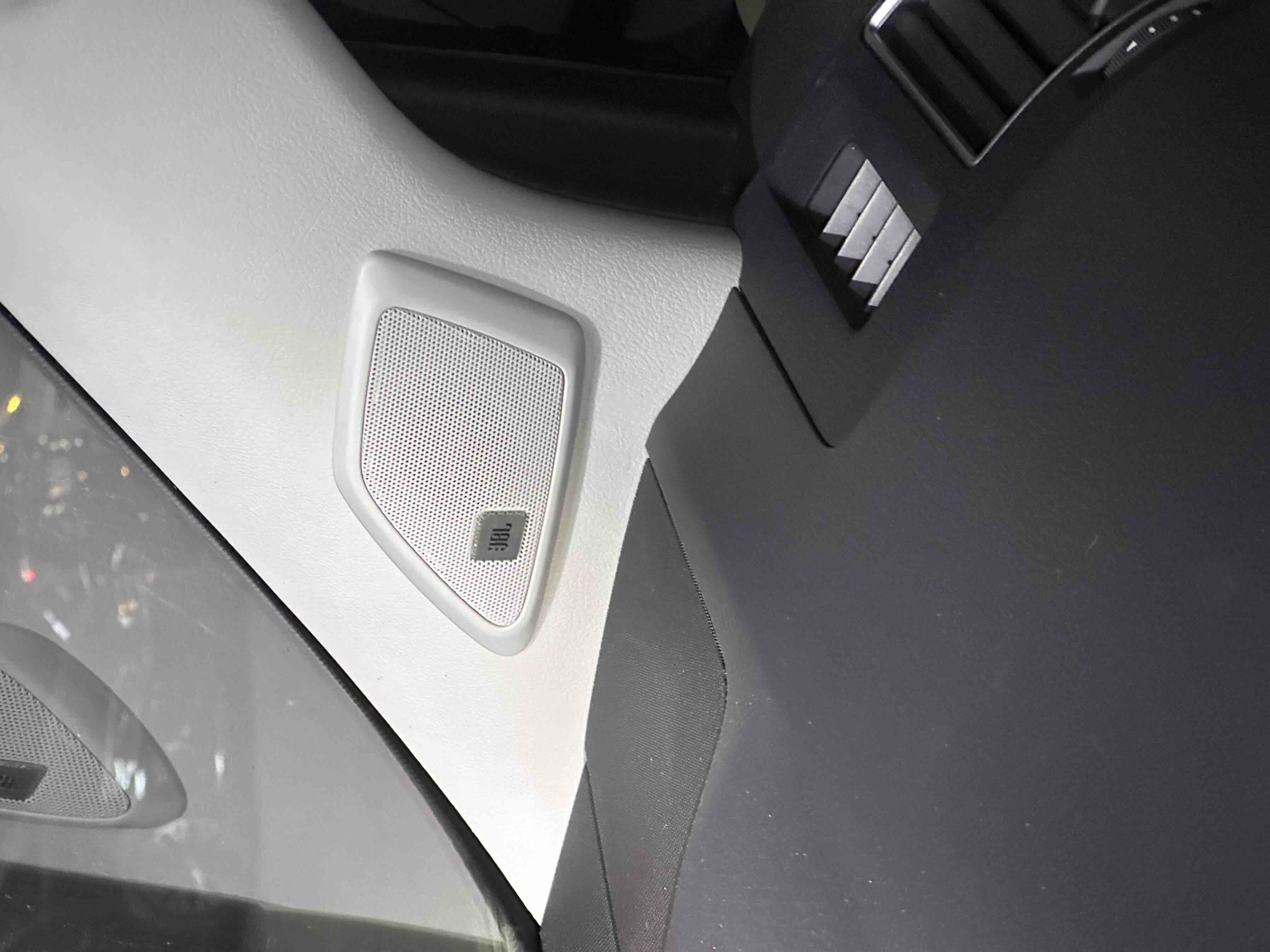 Toyota Land Cruiser Prado 2017 car image #4