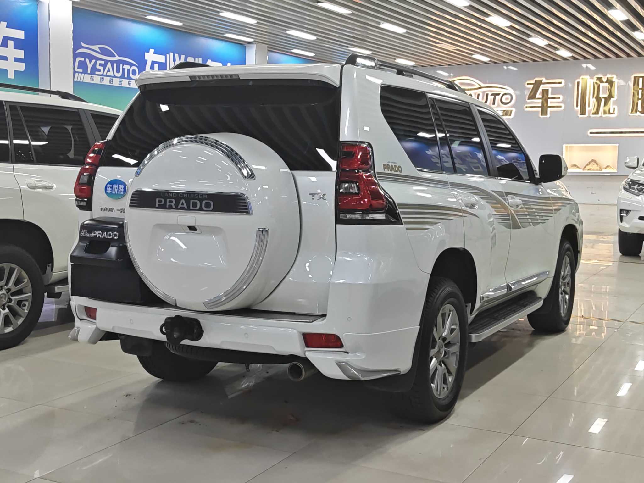 Toyota Land Cruiser Prado 2019 صورة سيارة #4