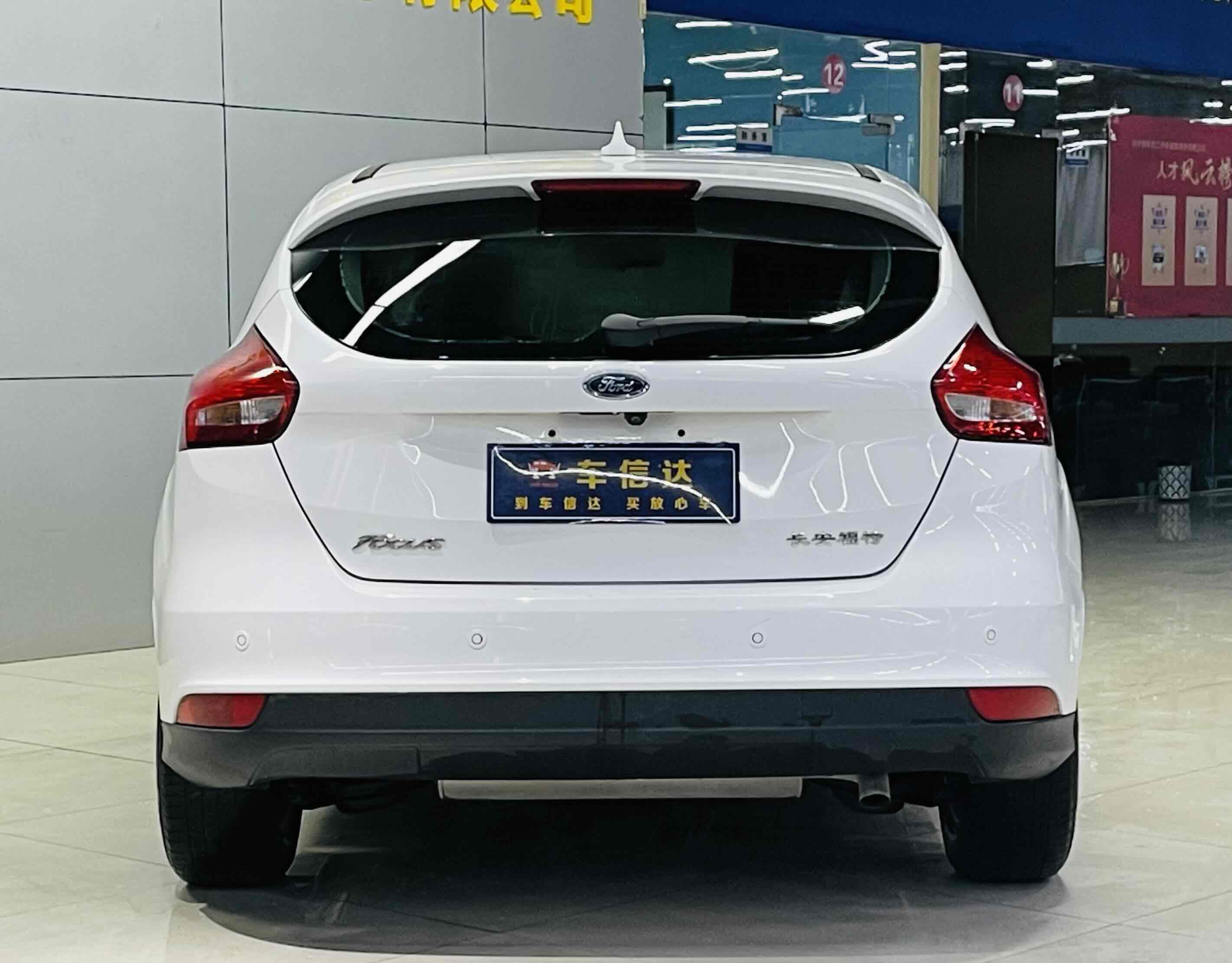 Ford Focus 2019 car image #4