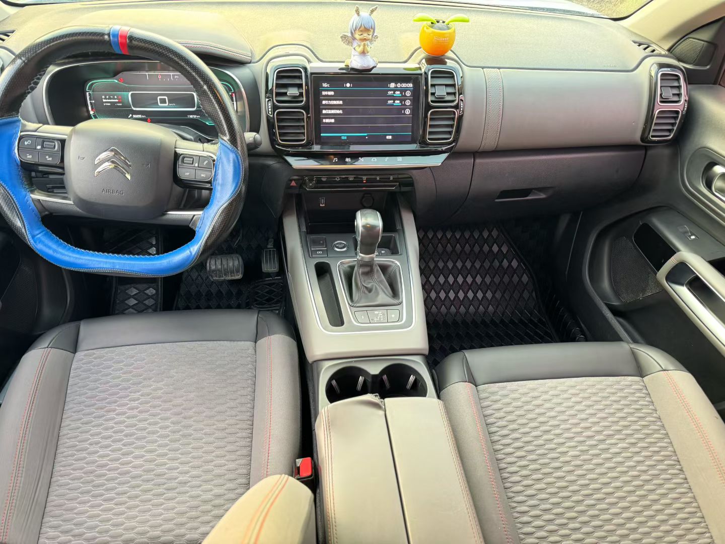 Citroen C5 AIRCROSS 2018 immagine di auto #4