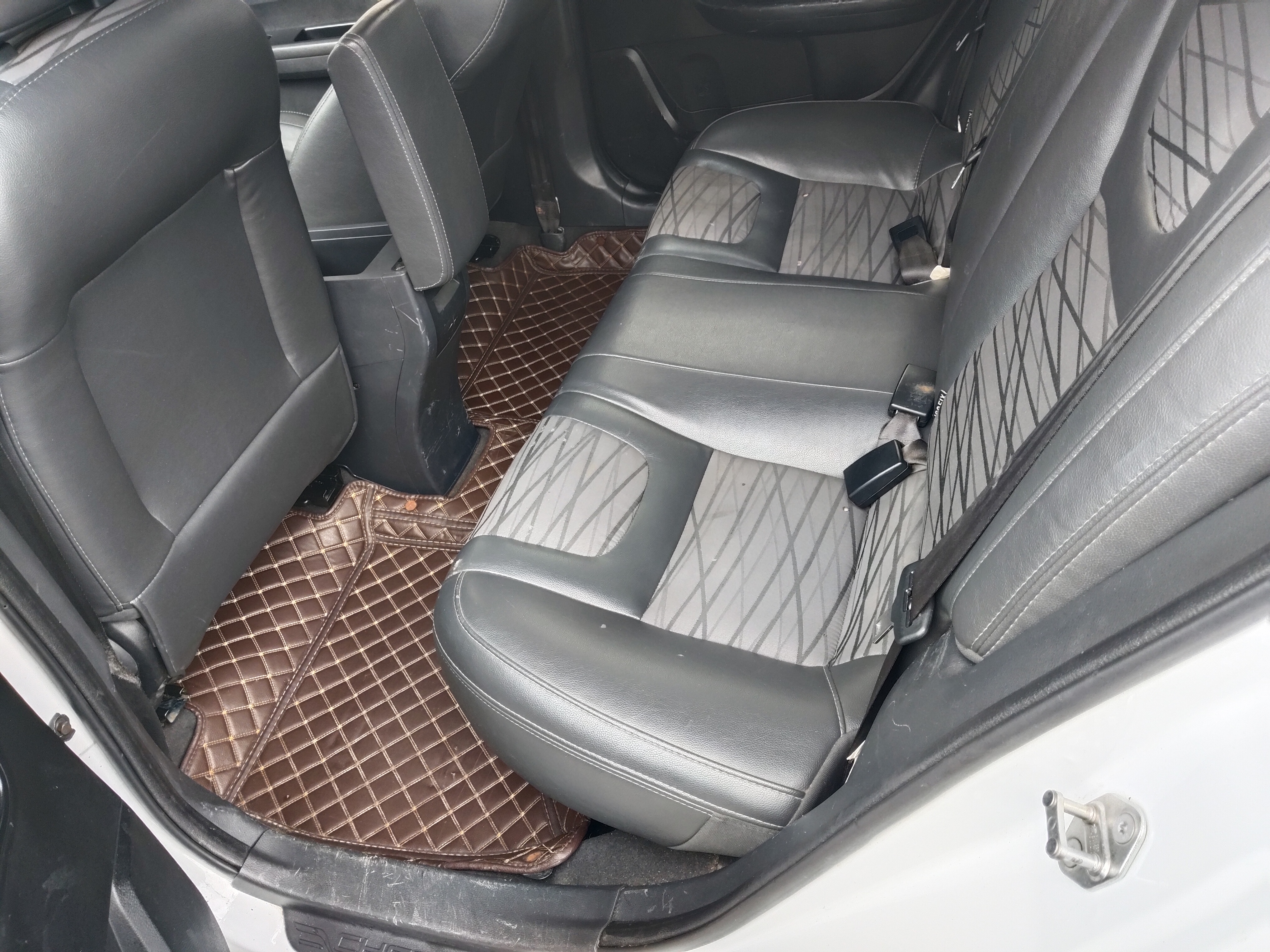 Kaiyi E3 2018 car image #4