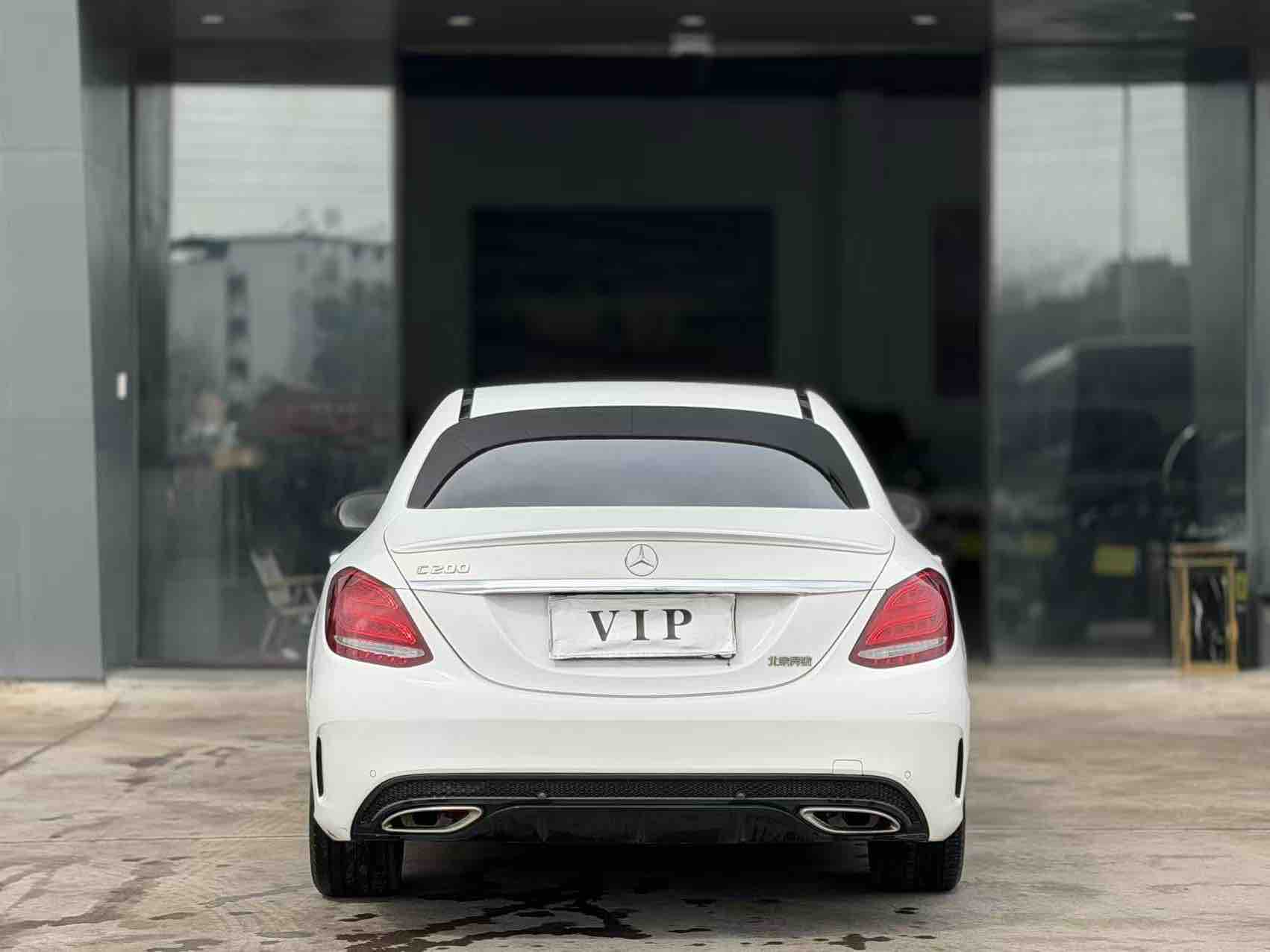 Mercedes-Benz C Class 2018 car image #4