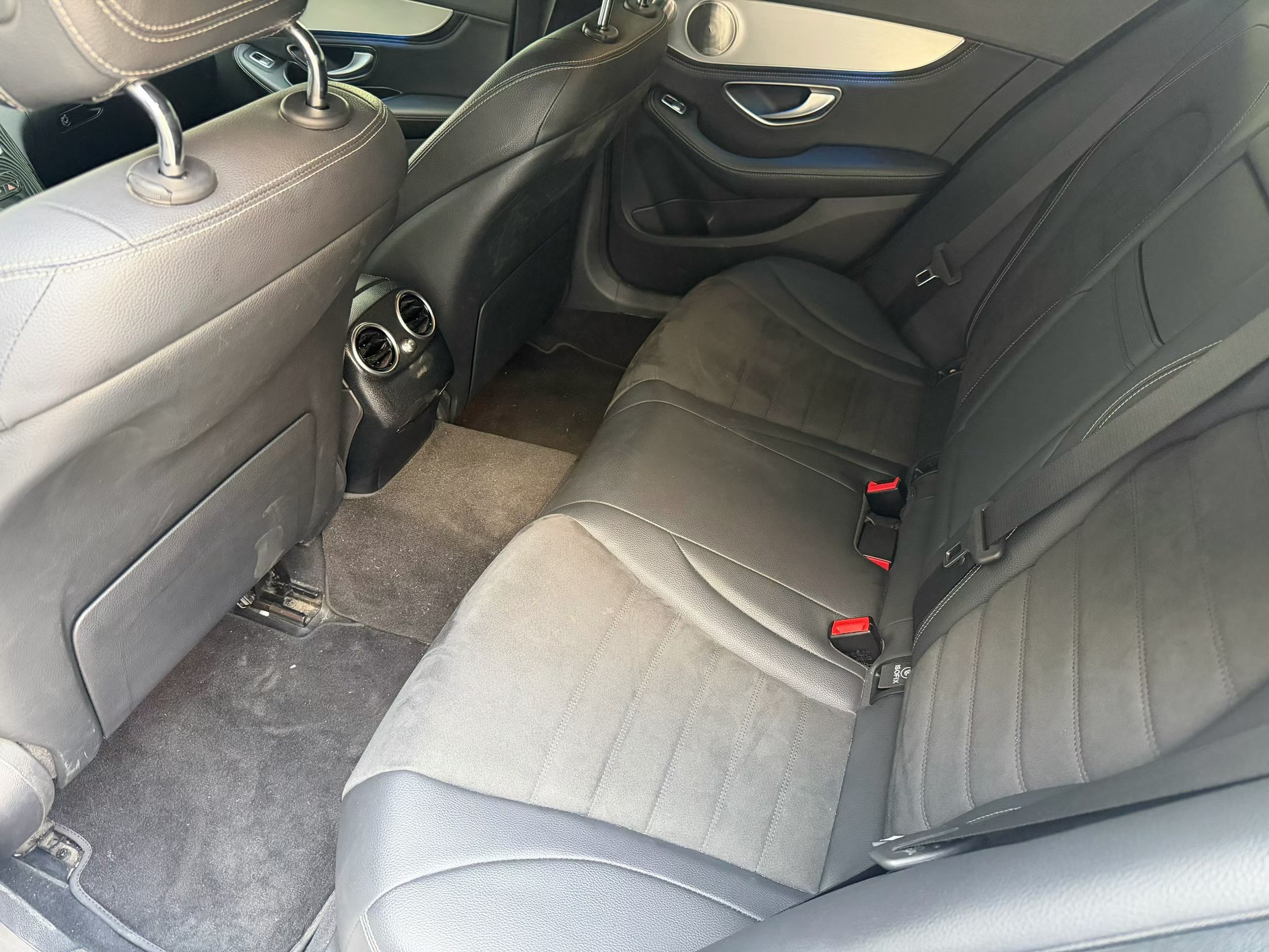 Mercedes-Benz C Class 2018 car image #4