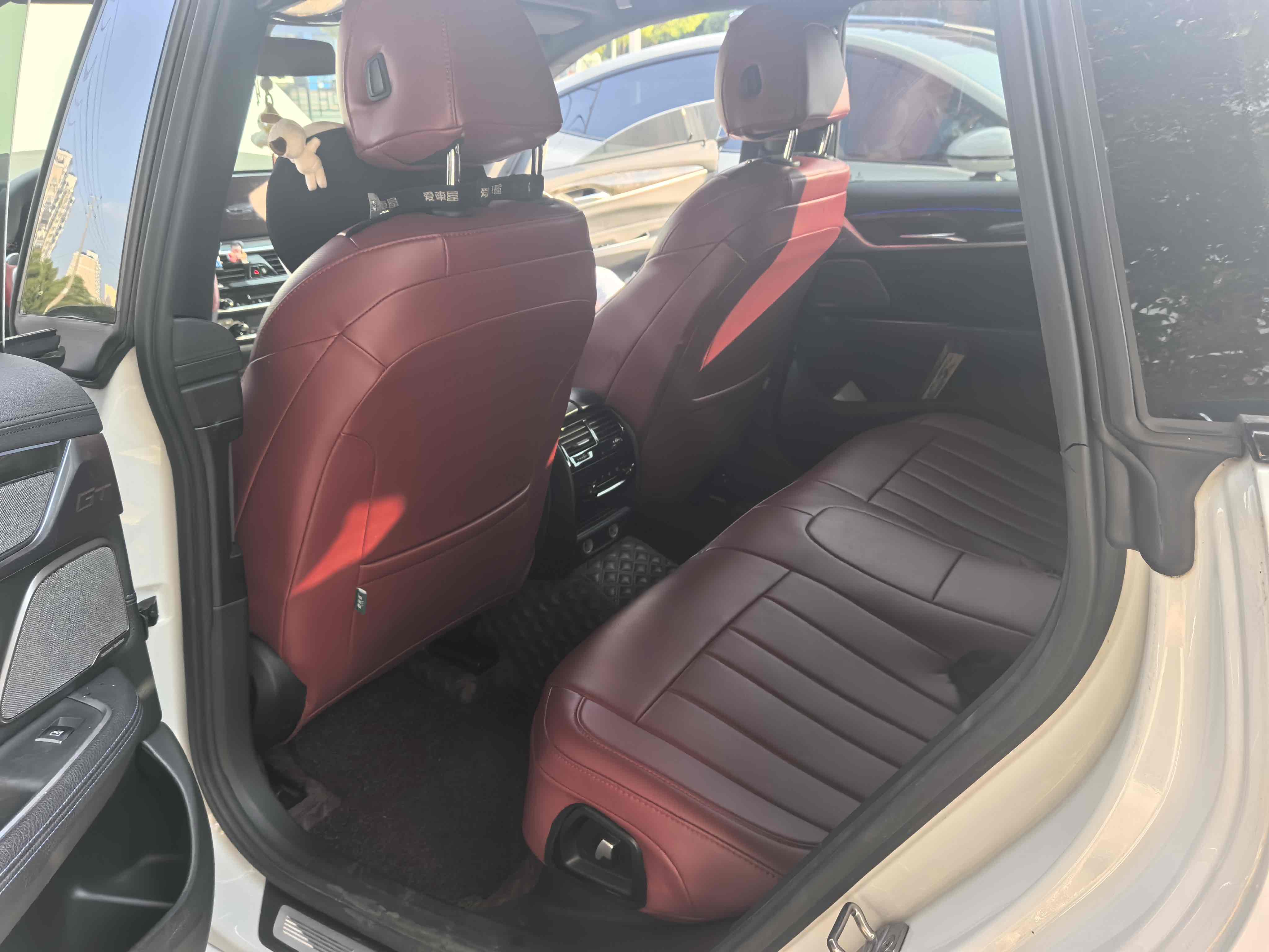 BMW 6 Series GT 2020 #4 BMW 6 Series GT 2020 car image #4