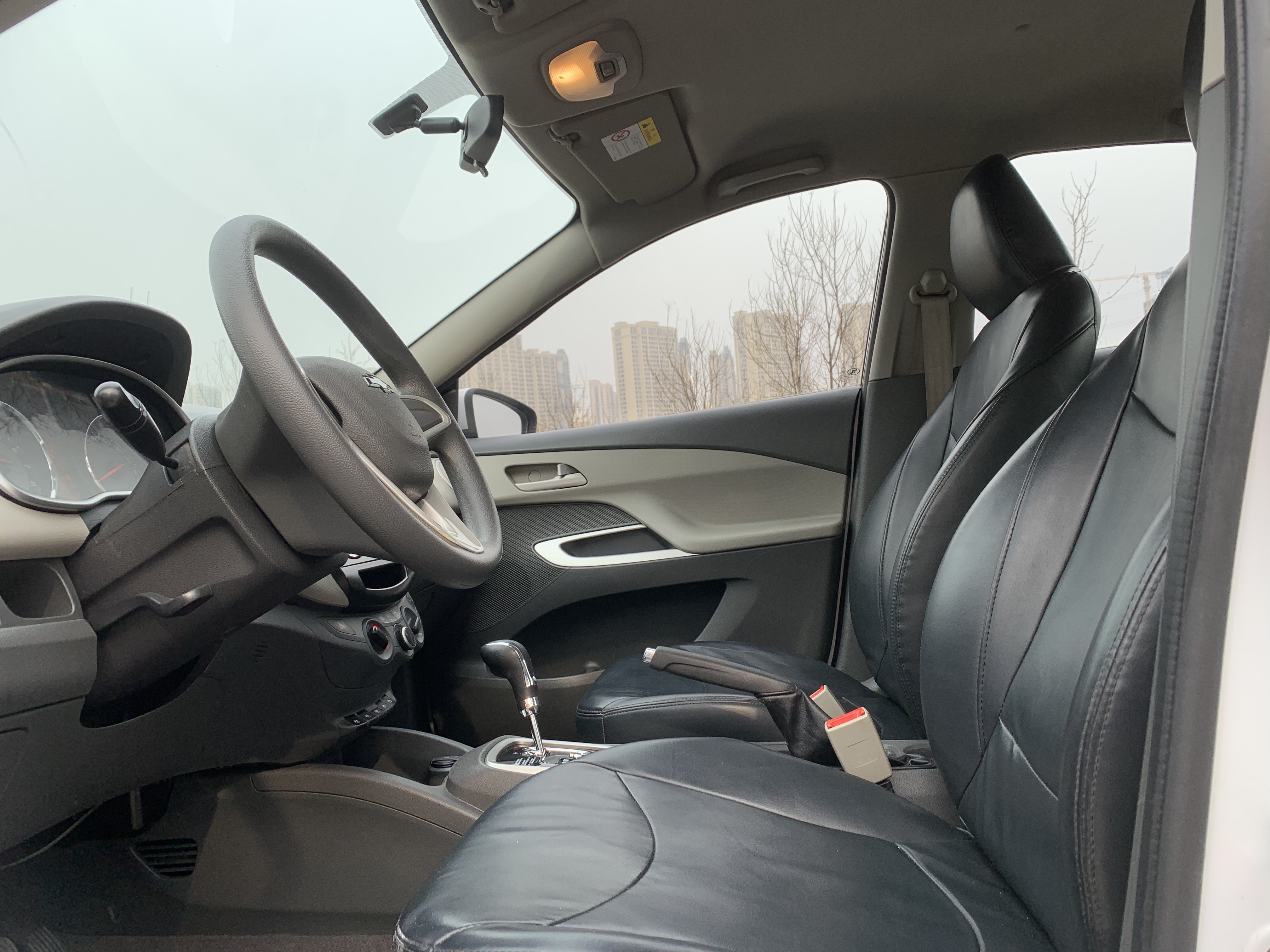 Chevrolet Sail 2017 image de voiture #4