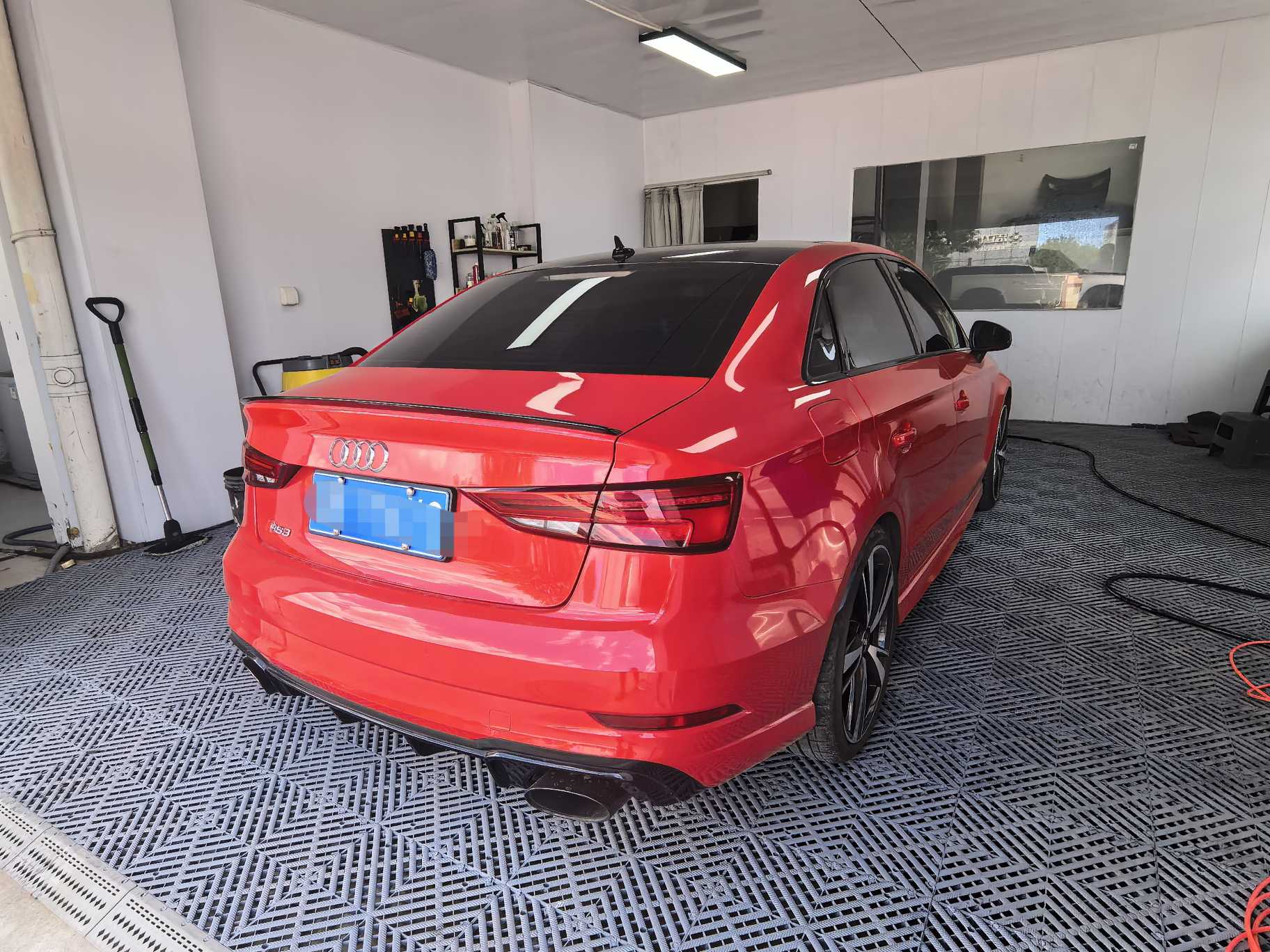 Audi RS 3 2018 car image #4