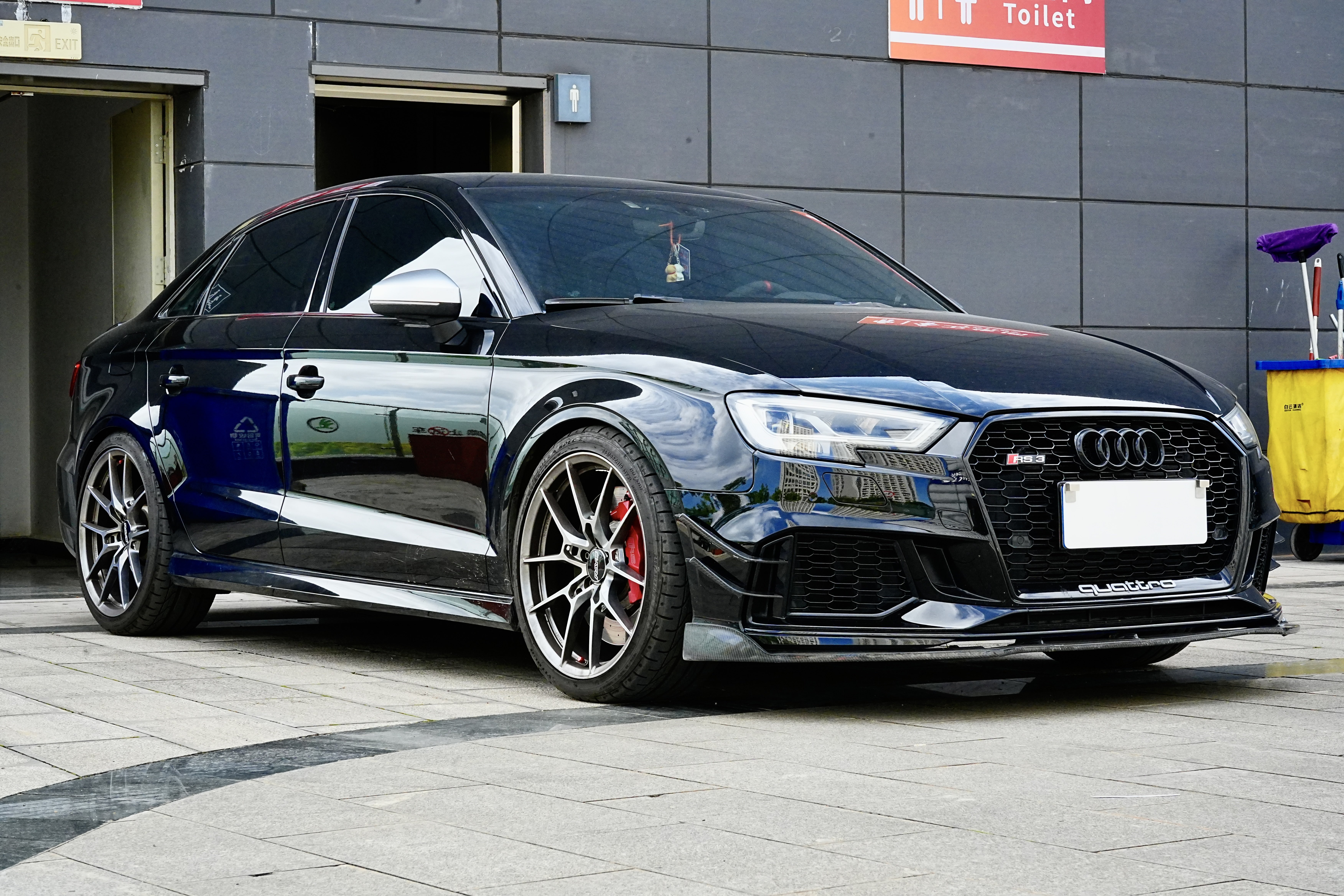 Audi RS 3 2018 car image #4