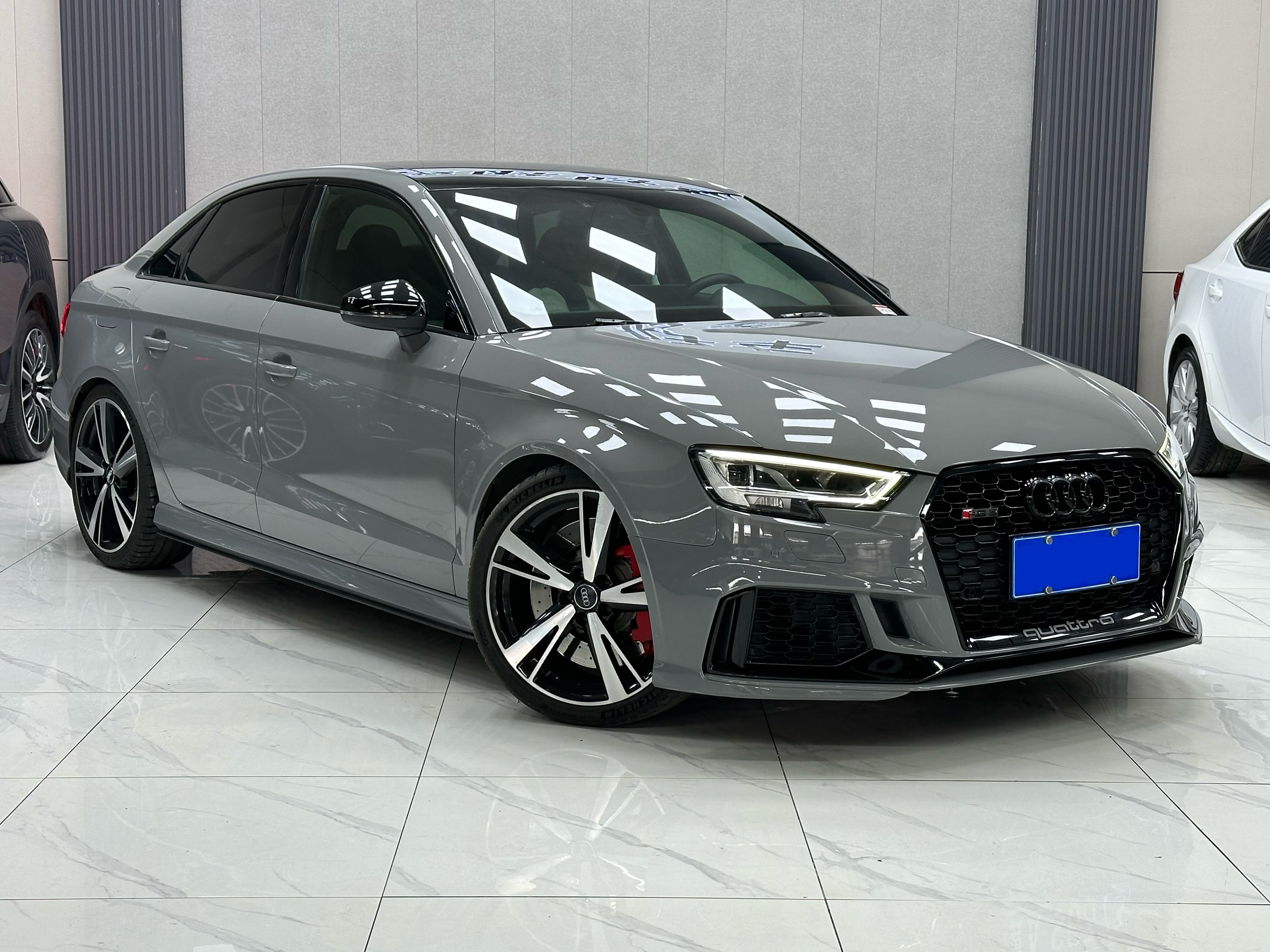 Audi RS 3 2019 #4 Audi RS 3 2019 car image #4