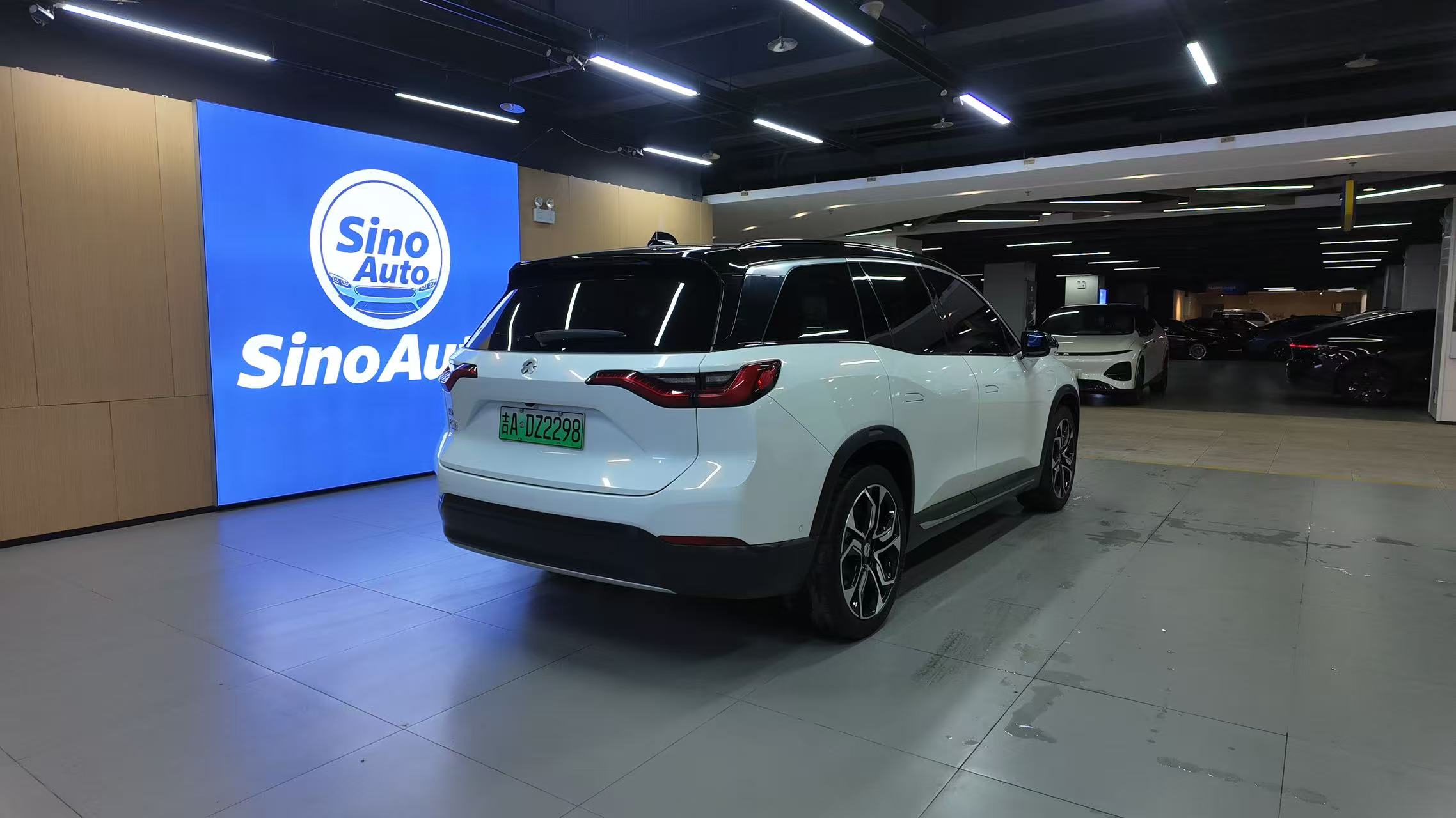 NIO ES8 2018 #4 NIO ES8 2018 car image #4