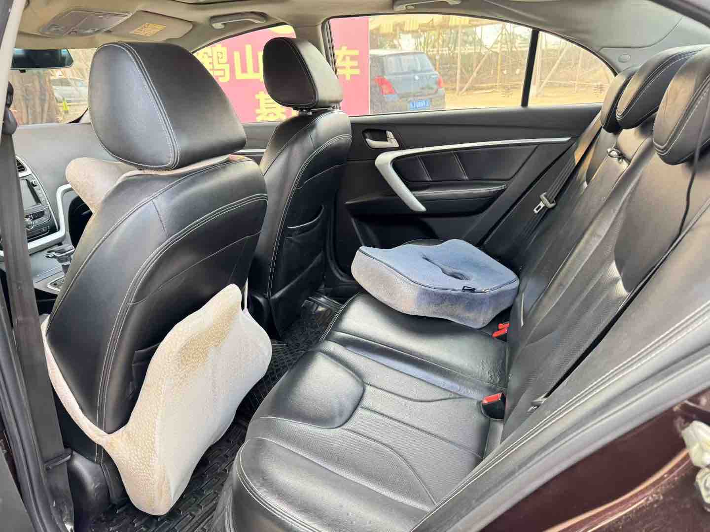 GEELY Emgrand 2016 car image #4