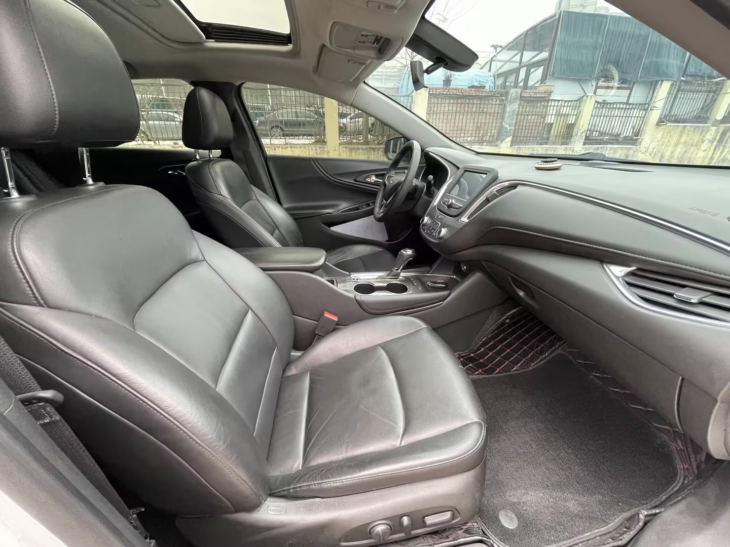 Chevrolet Malibu XL 2018 immagine di auto #4