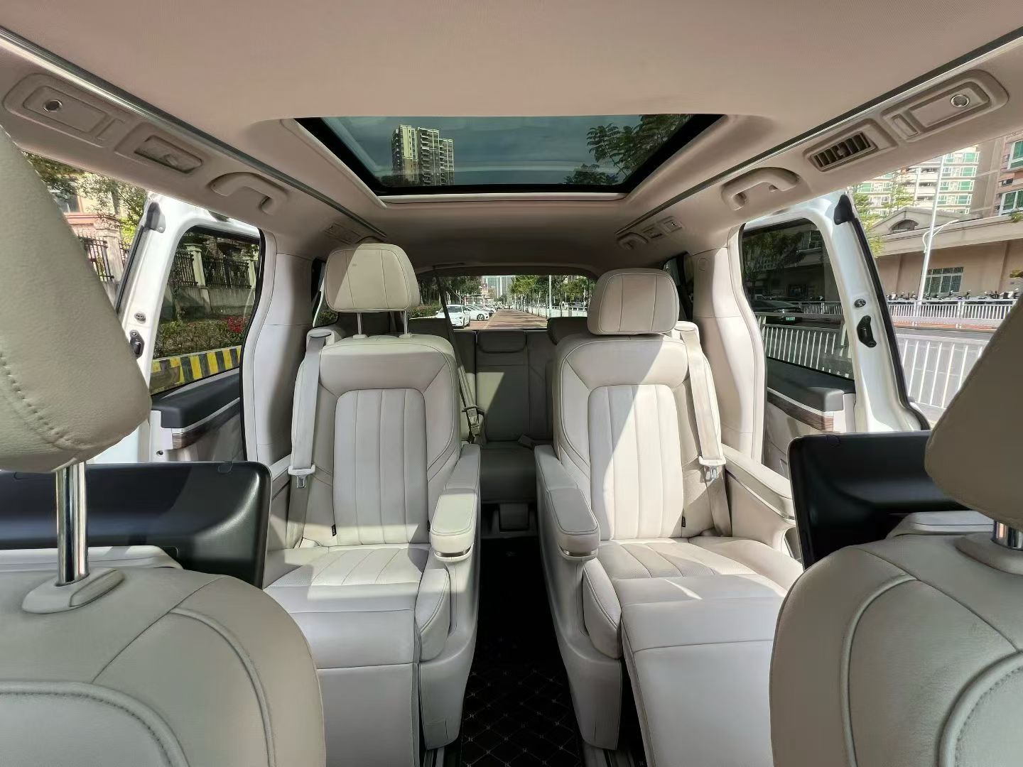 GAC Trumpchi M8 2019 car image #4