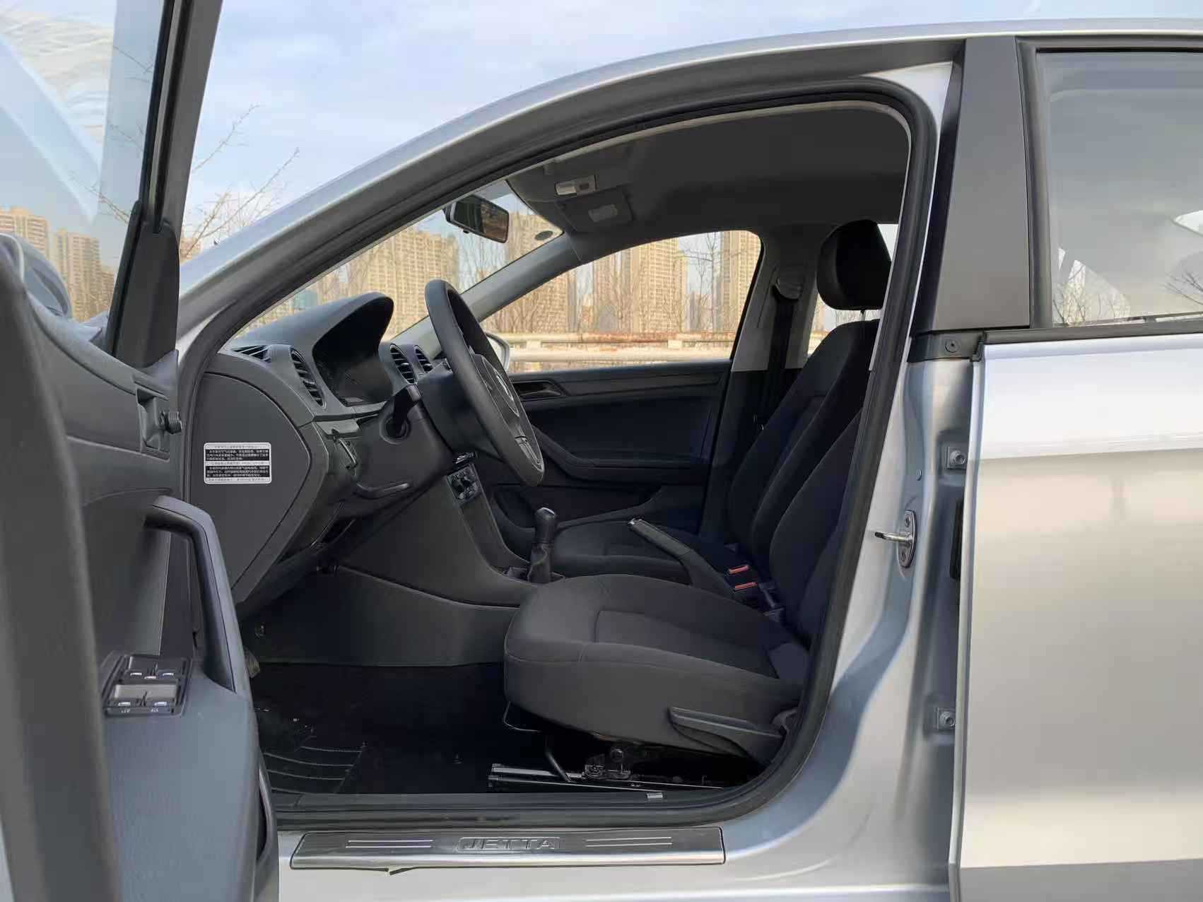 Volkswagen Jetta 2016 immagine di auto #4