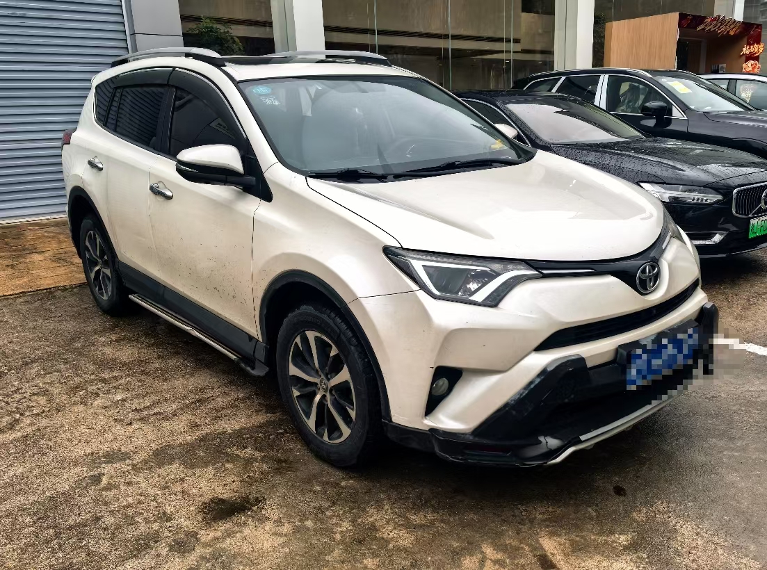 Toyota RAV4 2018 #4 Toyota RAV4 2018 car image #4