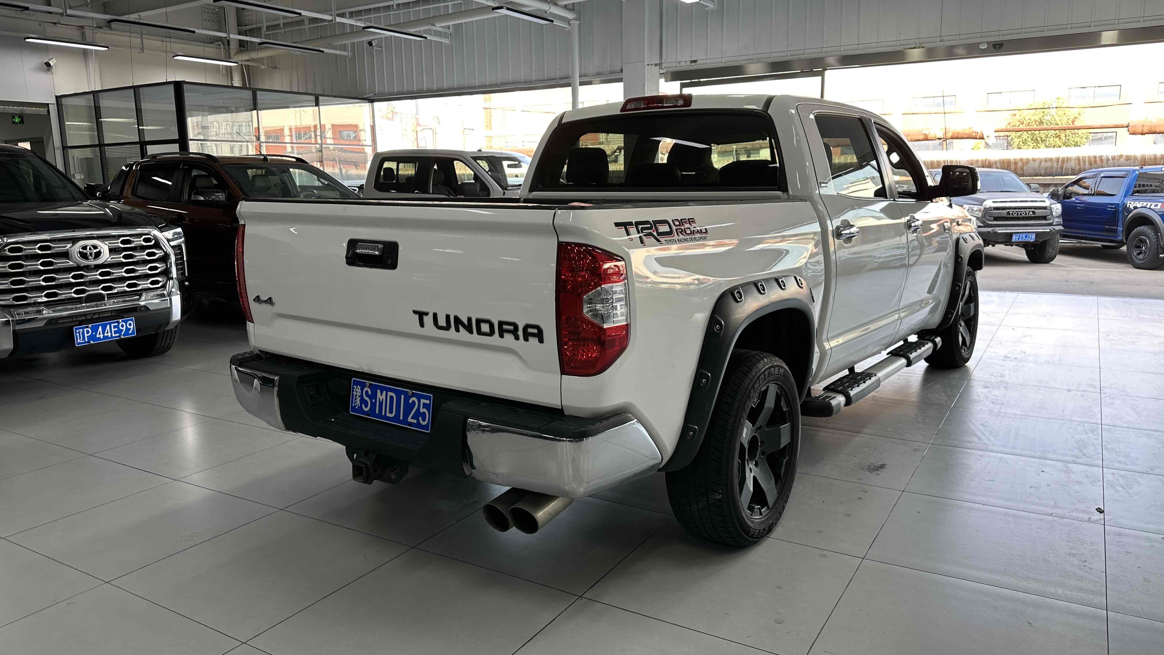 Toyota 2015 #4 Toyota 2015 car image #4