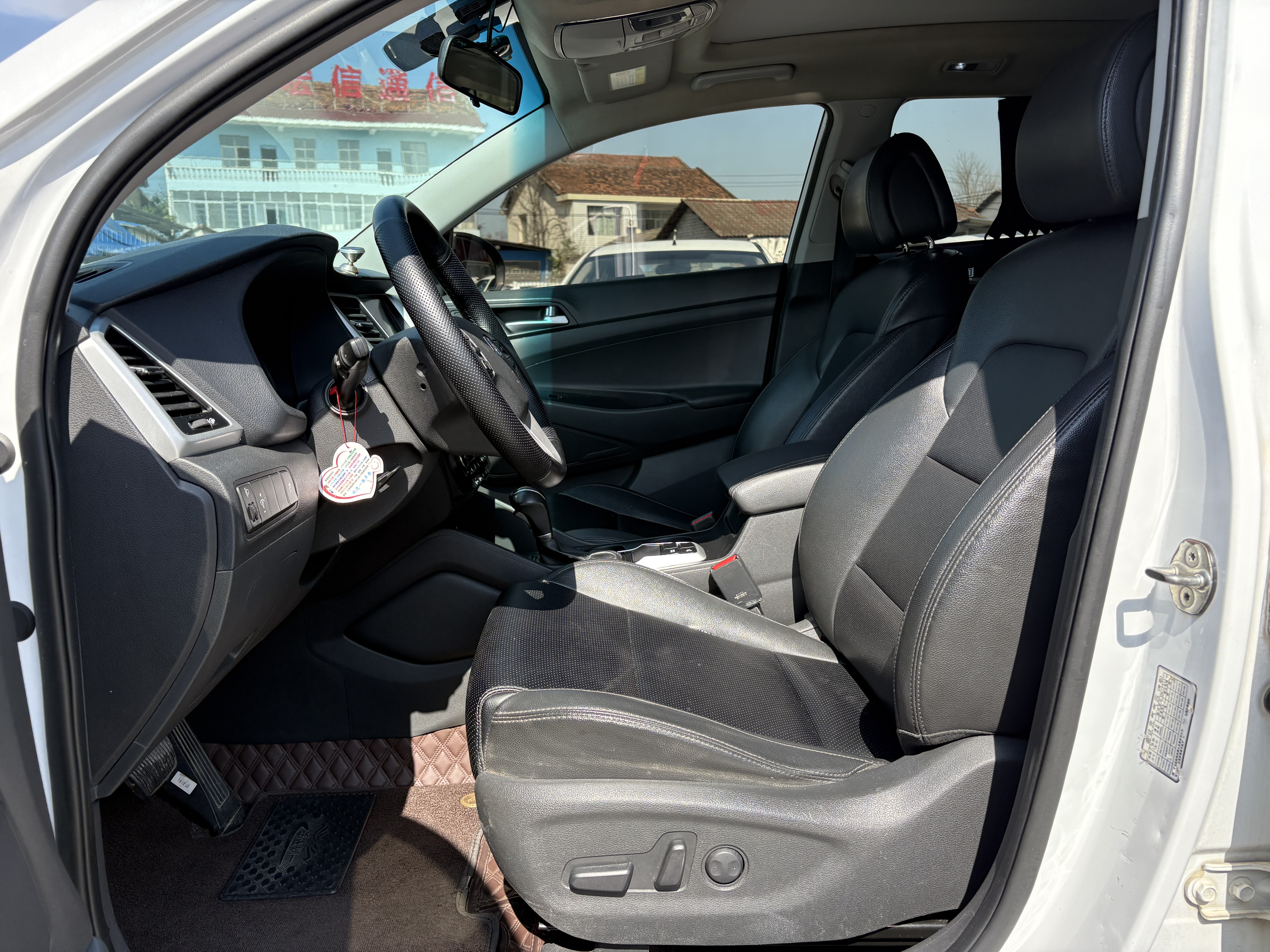 Hyundai Tucson 2018 car image #4