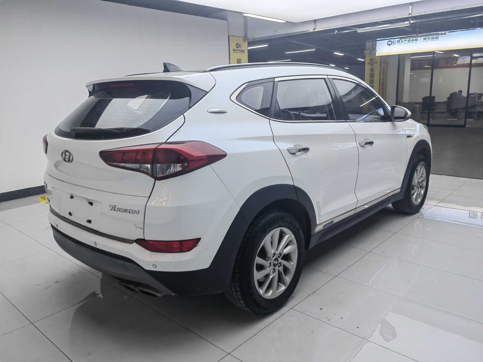 Hyundai Tucson 2018 immagine di auto #4