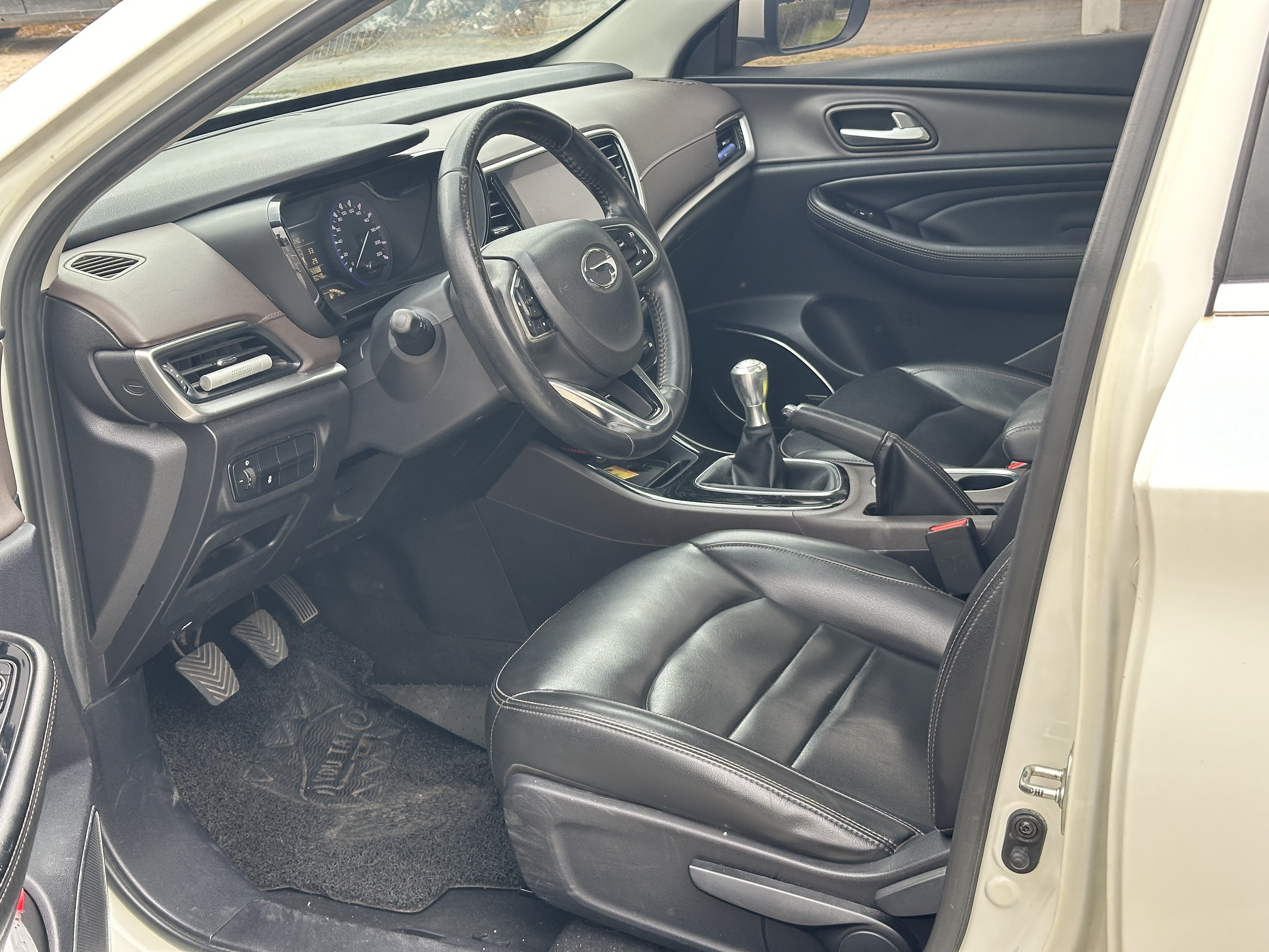 GAC Trumpchi GA4 2018 #4 GAC Trumpchi GA4 2018 car image #4