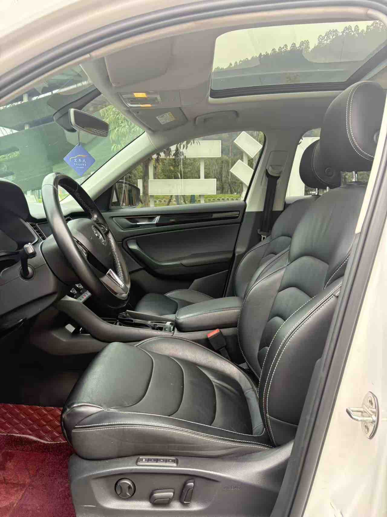 Skoda Kodiaq 2018 #4 Skoda Kodiaq 2018 car image #4