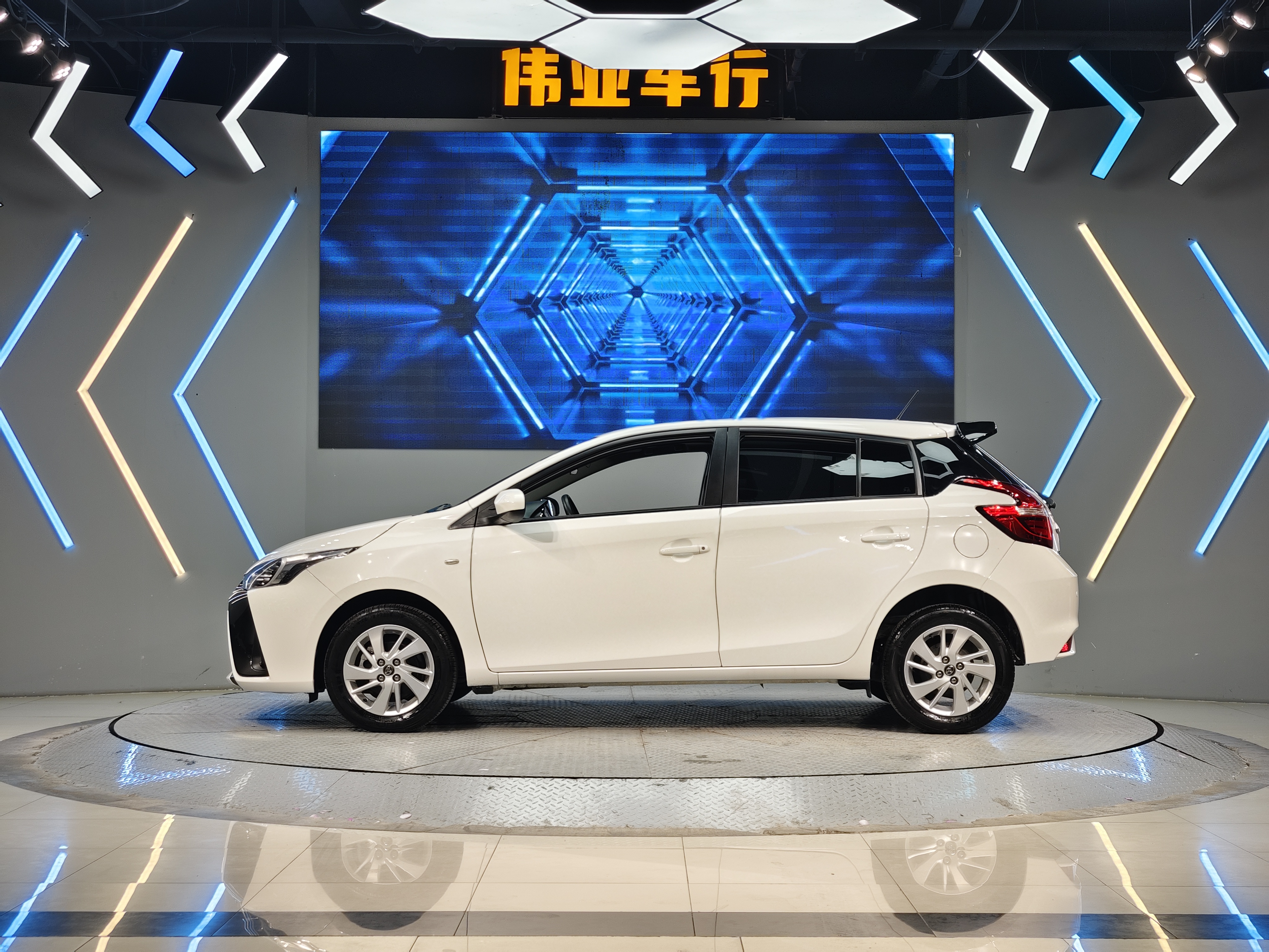Yaris L Zhixuan 2016 #4 Yaris L Zhixuan 2016 car image #4