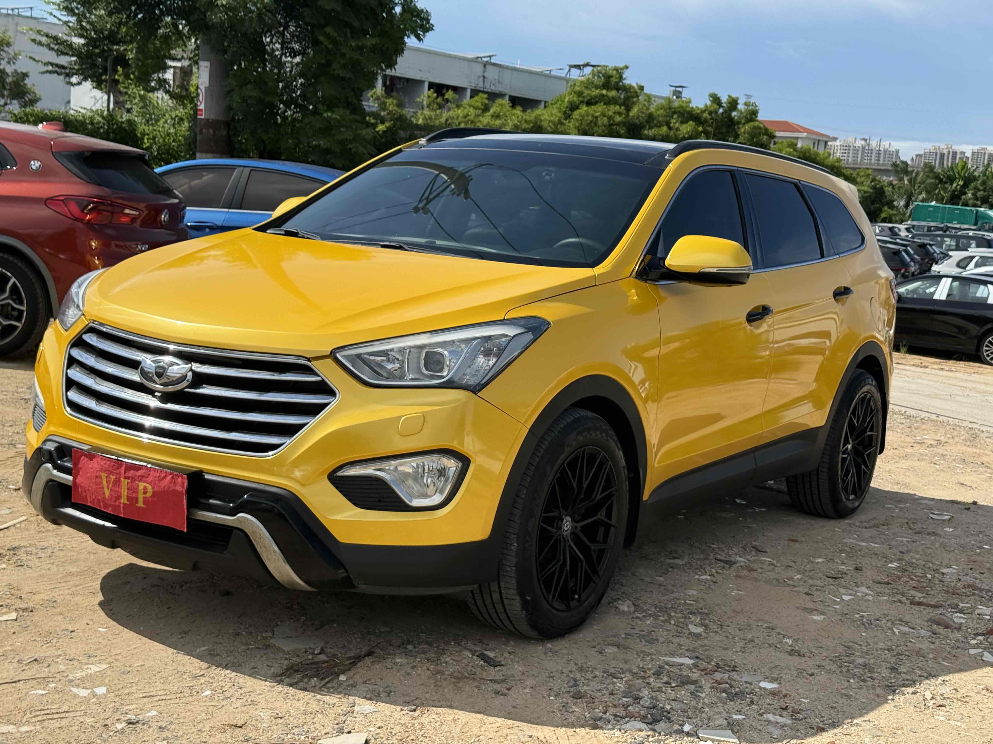 Hyundai Grand Santa Fe 2014 car image #4