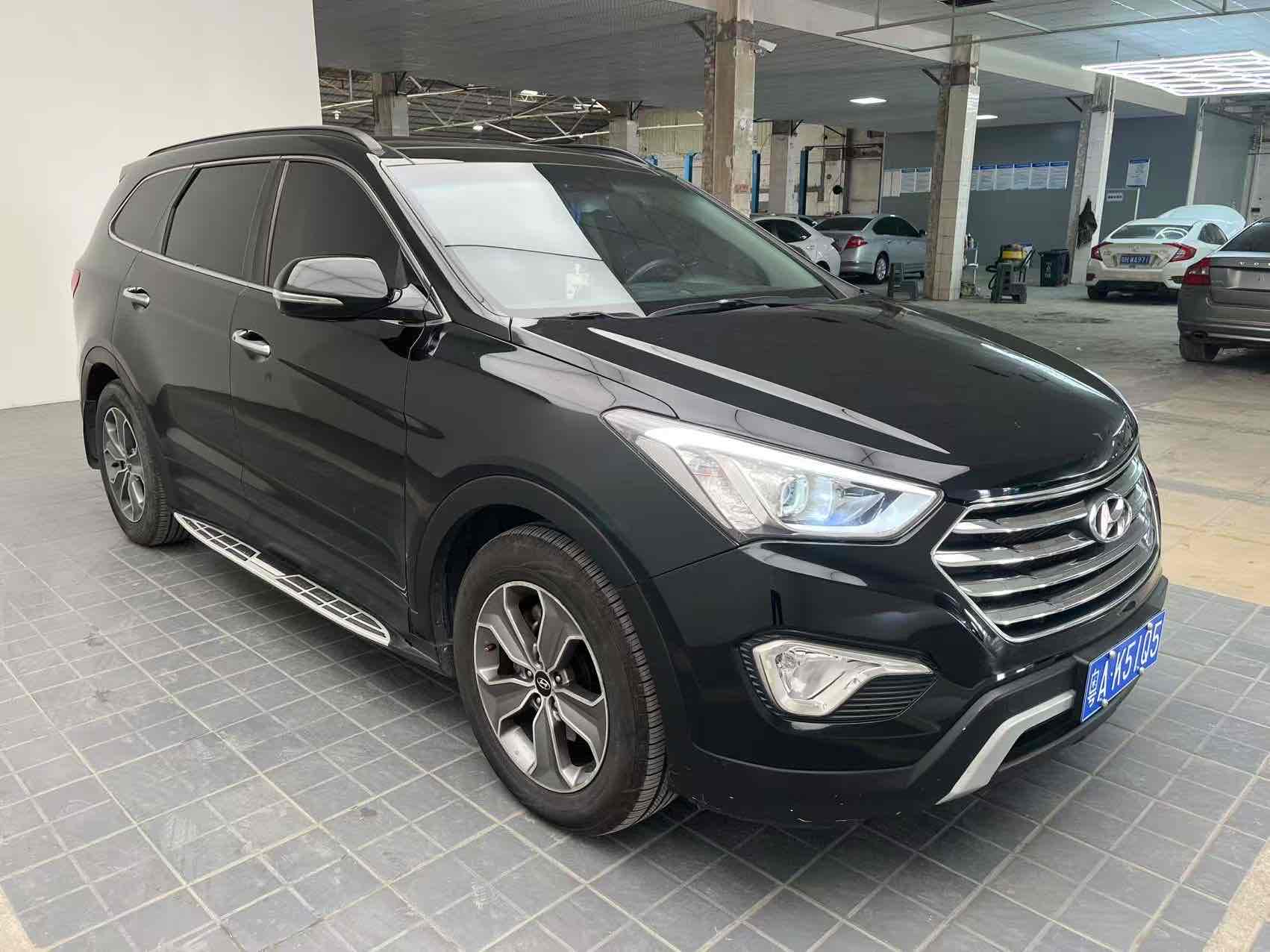 Hyundai Grand Santa Fe 2014 #4 Hyundai Grand Santa Fe 2014 car image #4