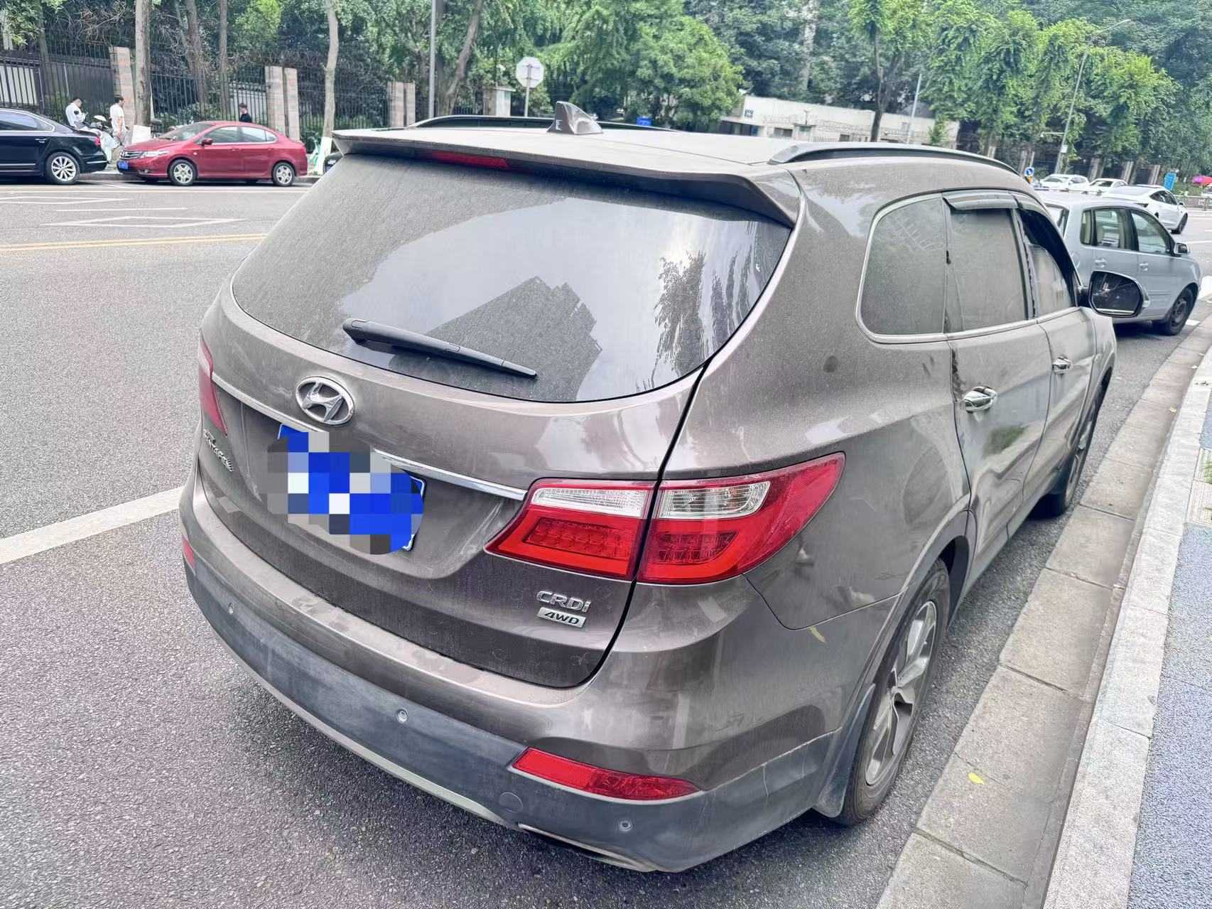 Hyundai Grand Santa Fe 2013 car image #4