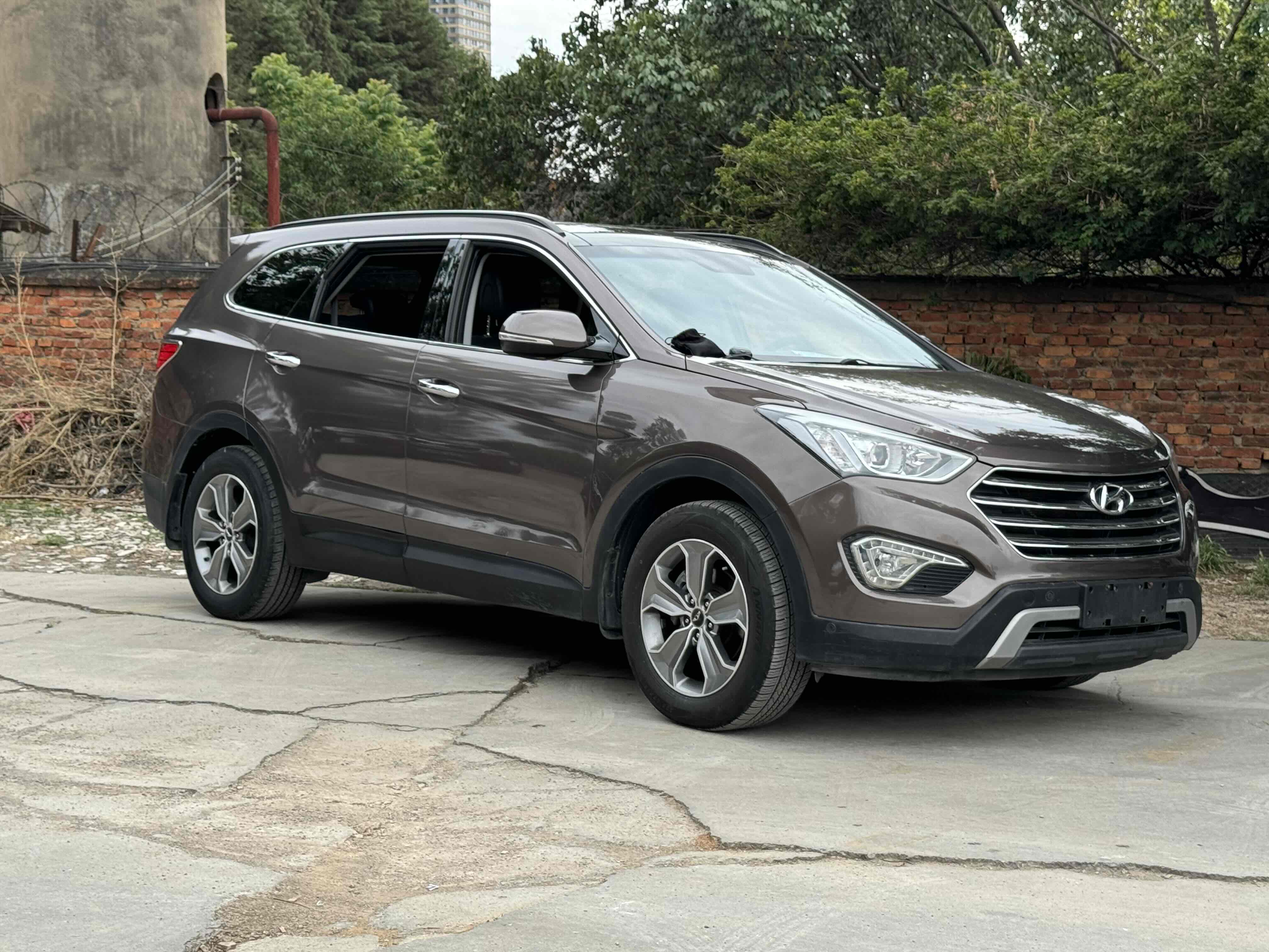Hyundai Grand Santa Fe 2014 car image #4