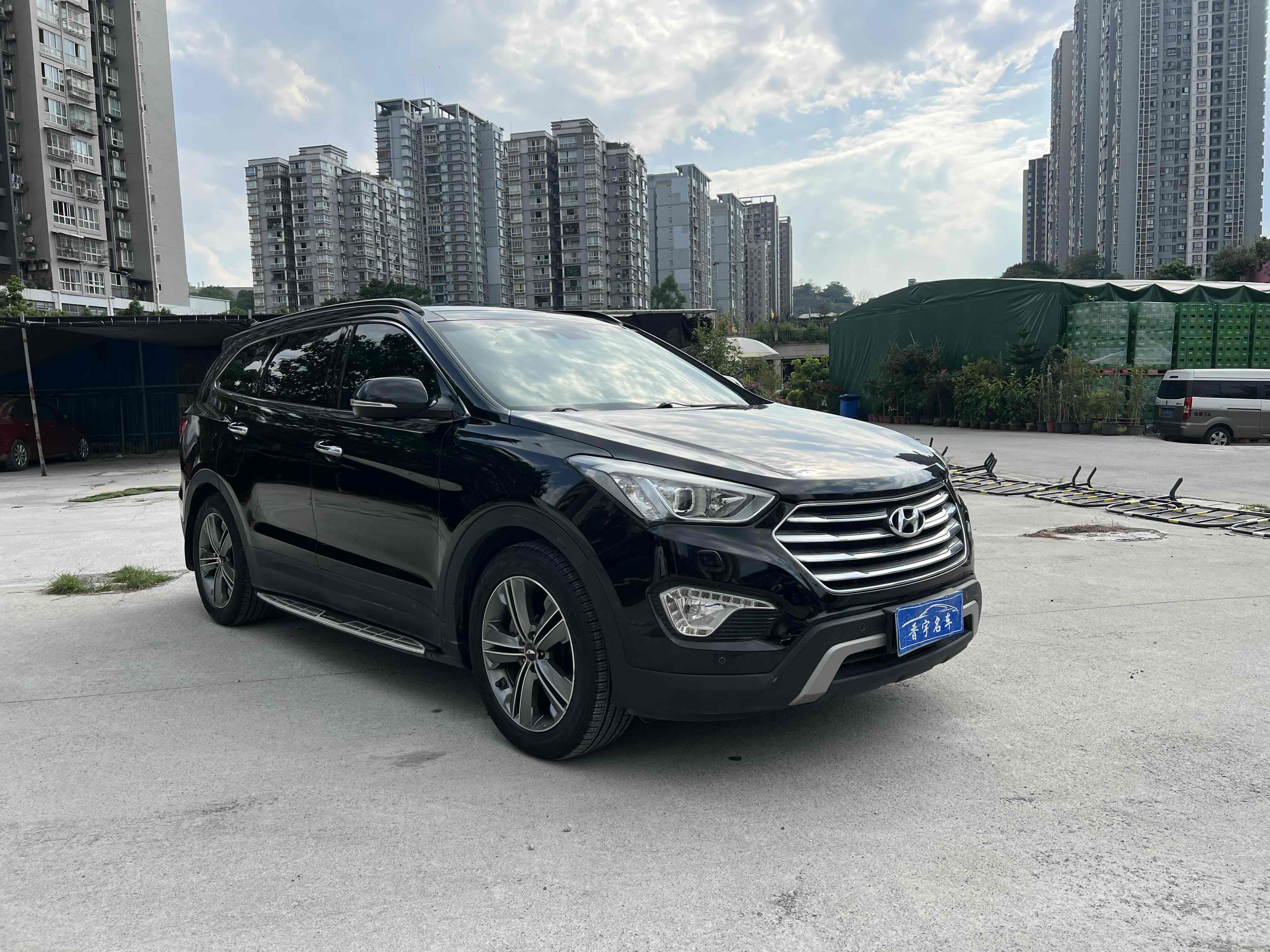 Hyundai Grand Santa Fe 2014 car image #4