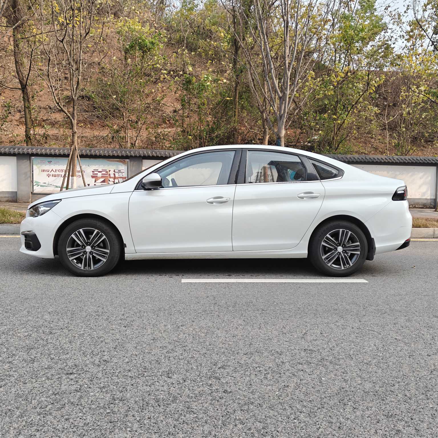 Peugeot 308 2018 #4 Peugeot 308 2018 car image #4